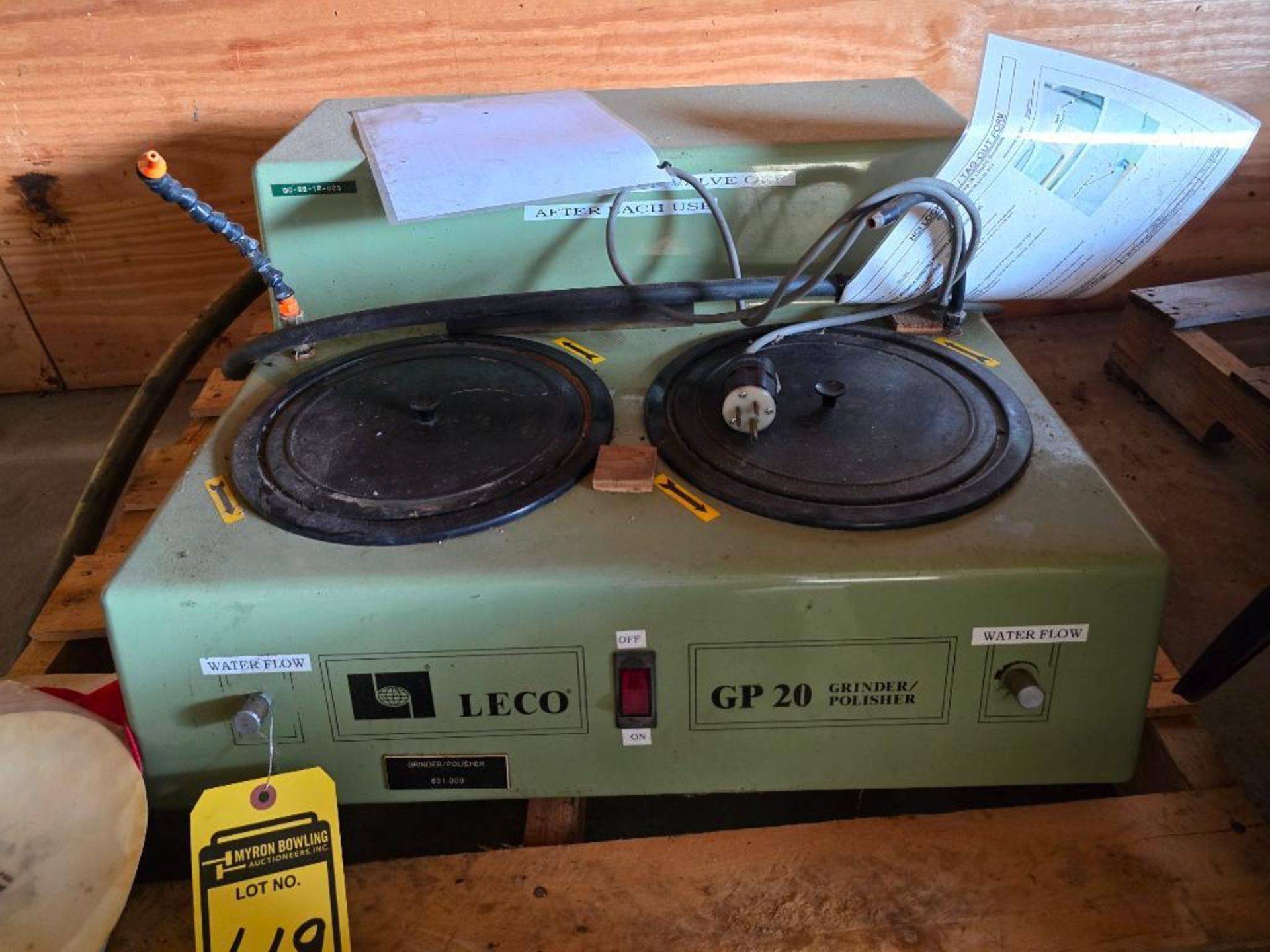 Leco Twung Table Grinder/Polisher, Model GP20