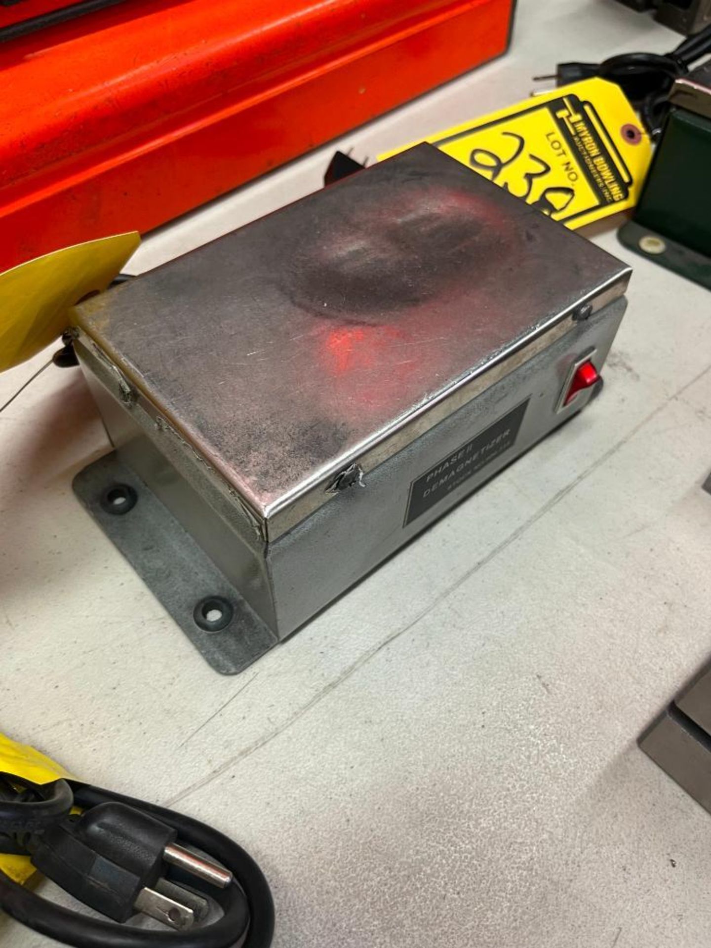 Phase II Demagnetizer Stock No. 900.315 - Image 2 of 2