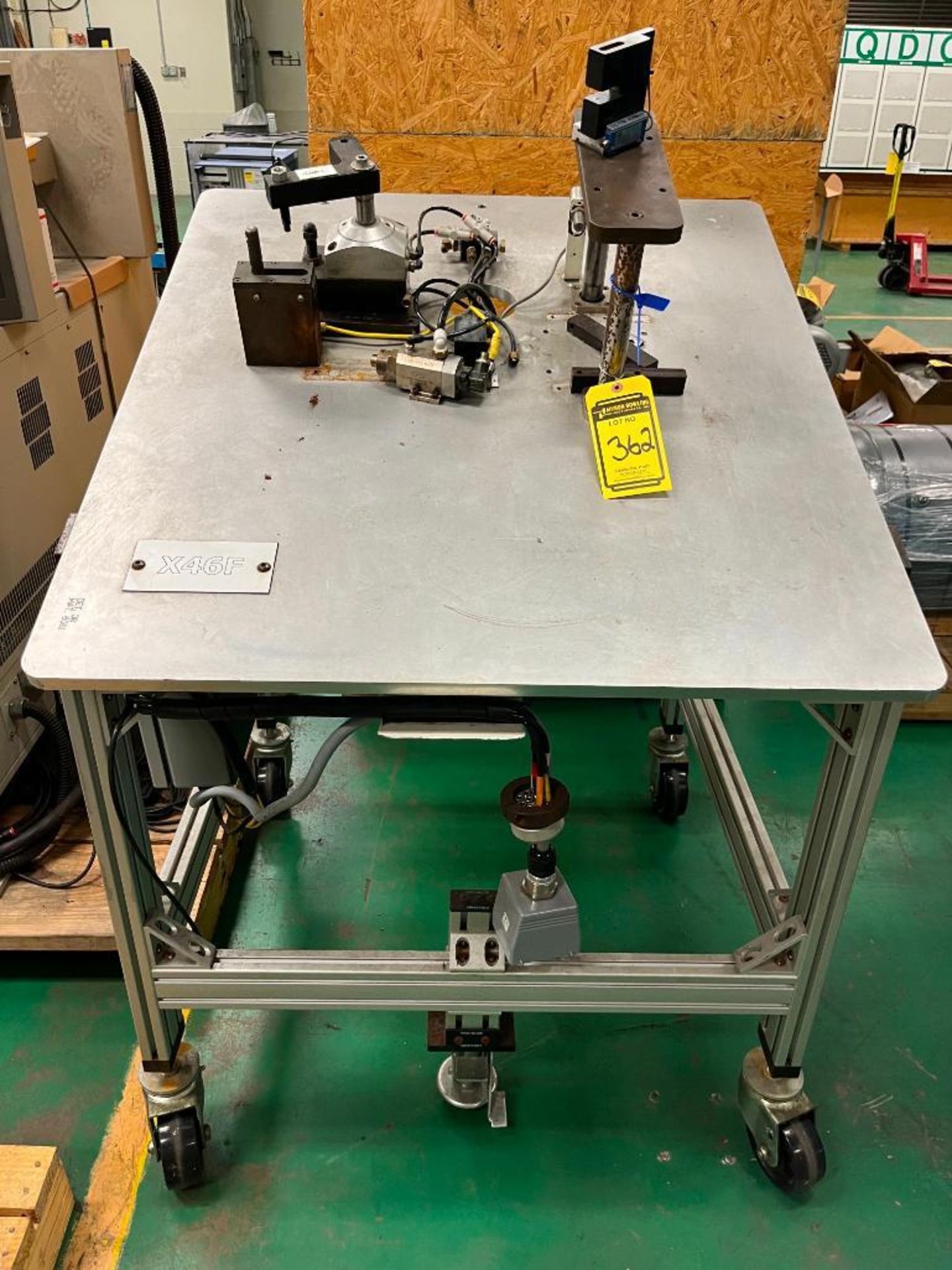 80/20 Pneumatic Press Assembly Fixture, 36" X 36", Steel Plate Top