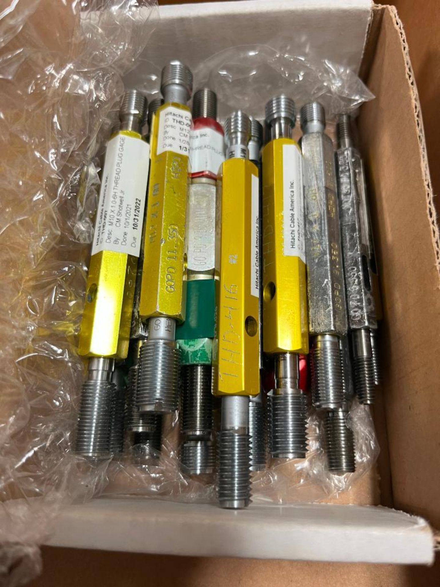 (1) Box of Thread Plug Gauges, (1) Set of Depth Gages