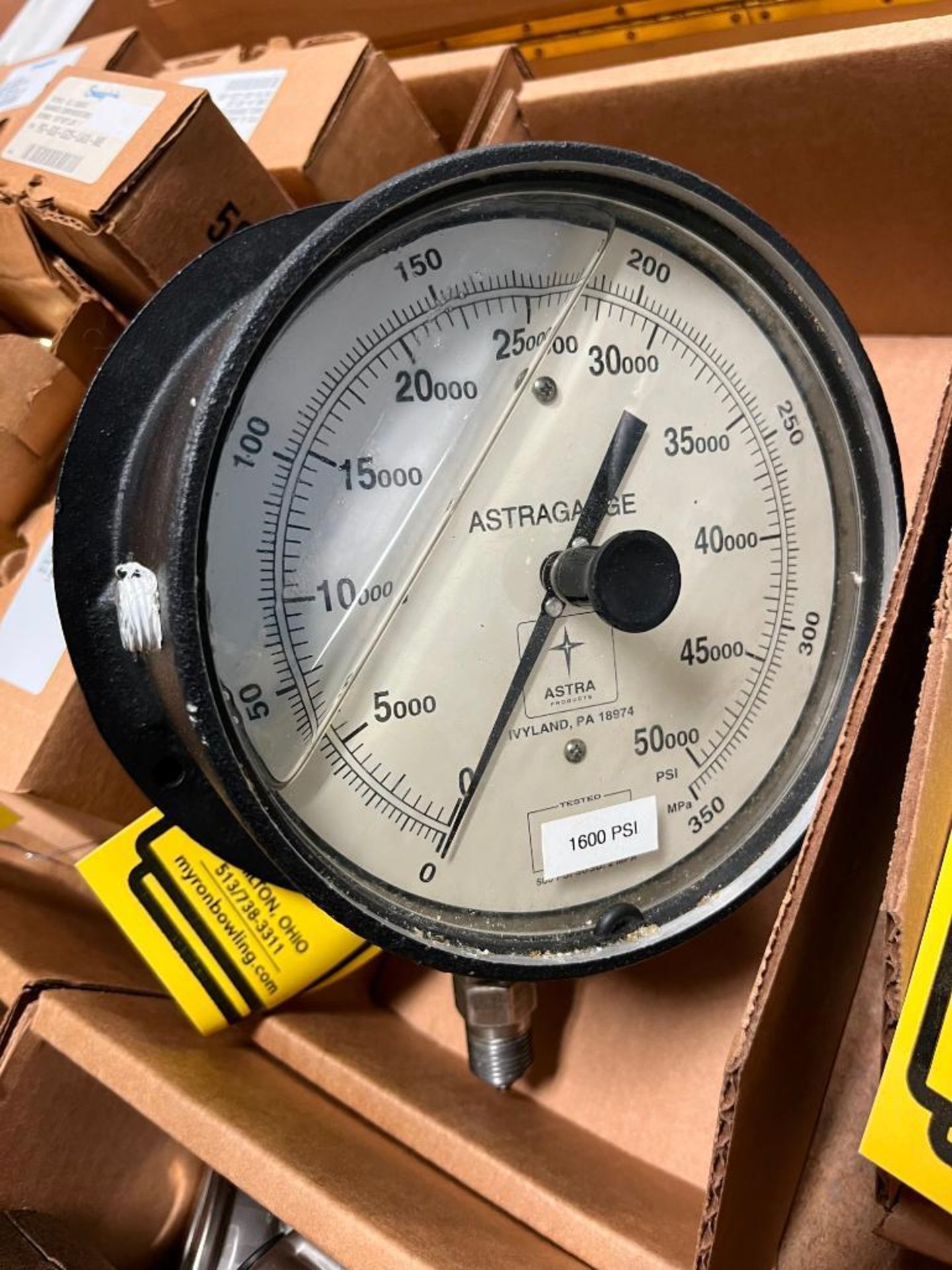 (1) Astra Pressure Gauge, (1) XSEL Pressure Gauge - Image 3 of 3