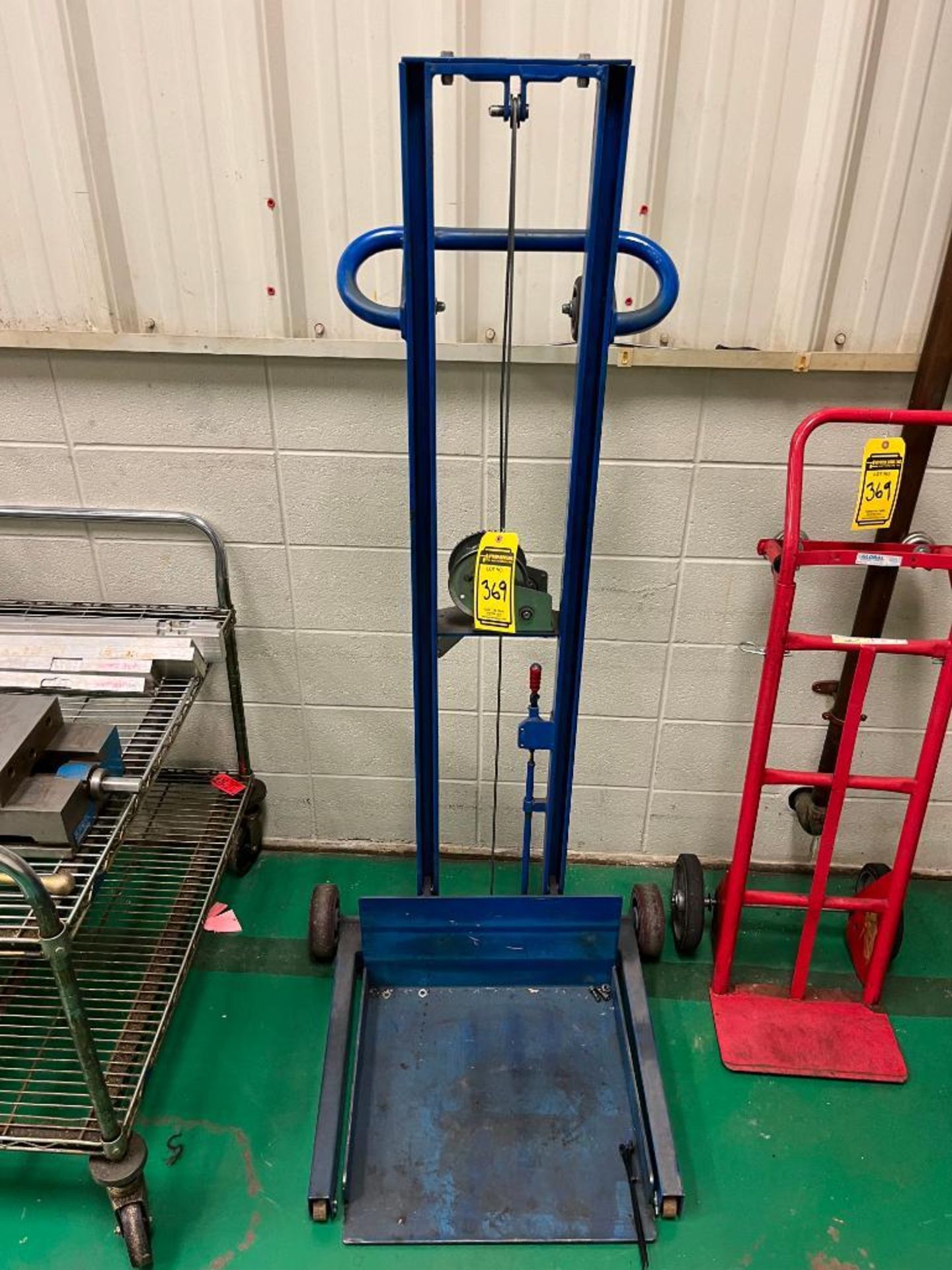 (1) Vestil Lift Cart, (1) Global Equipment Hand Truck