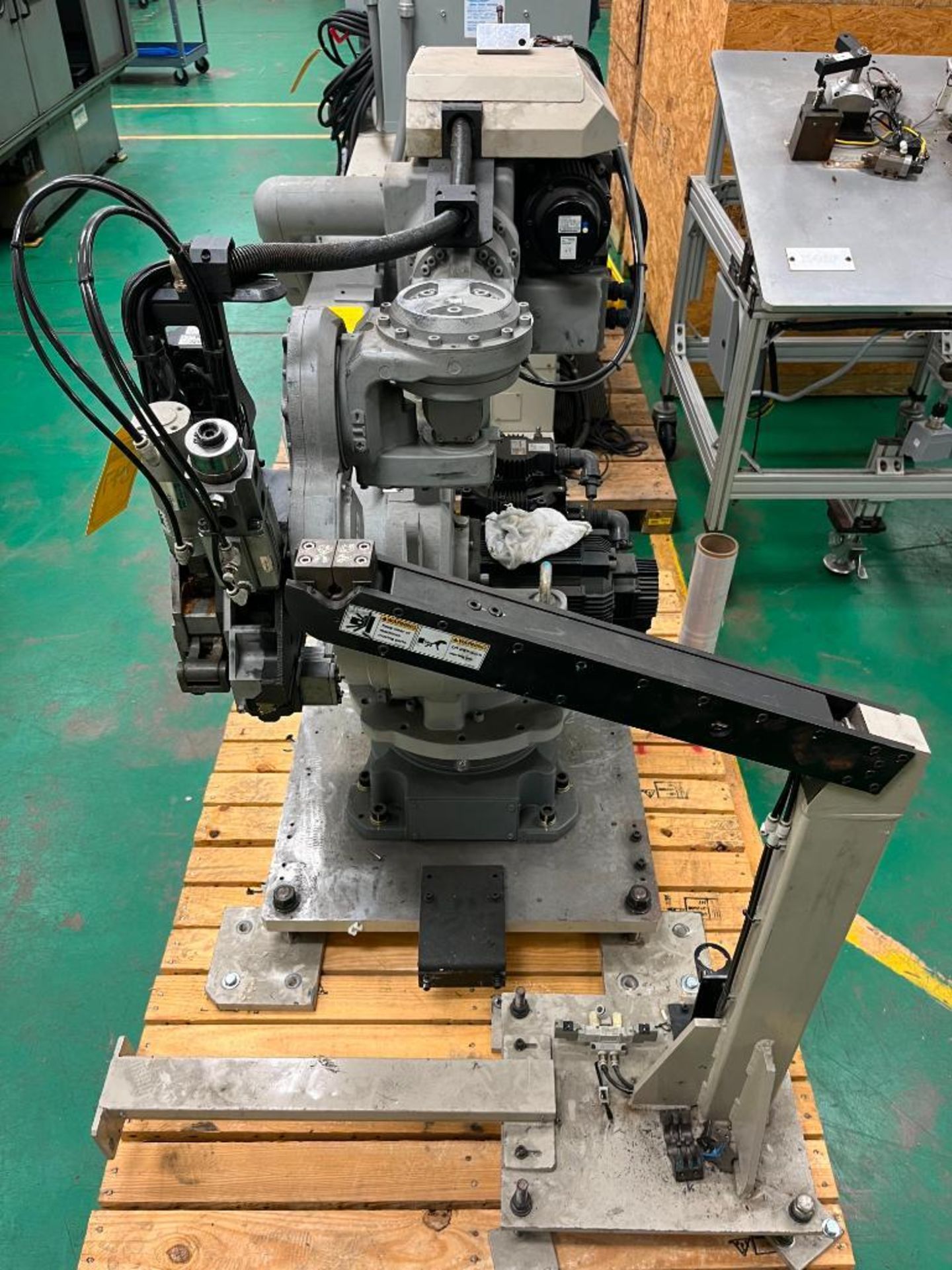 Yaskawa Motoman Robot Arm Tube Bender w/ Yasnac XRC Controller w/ Motoman Pendant, Type: ERCR-UP50-R - Image 3 of 16