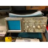 Tektronix 2220 60 MHZ Digital Storage Oscilloscope