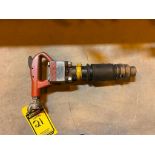 Universal-Tool Chipping Hammer, 90 PSI