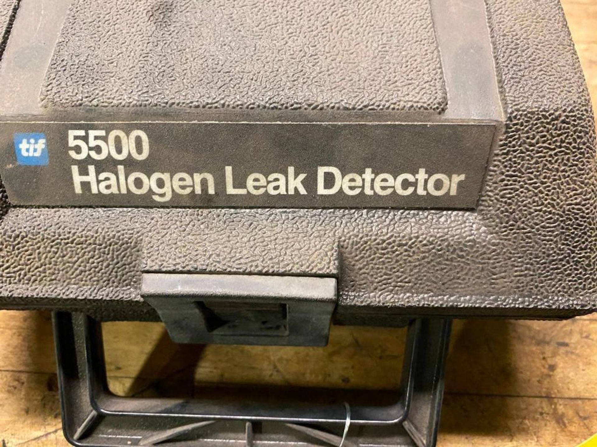 Tif 5500 Halogen Leak Detector - Image 2 of 2