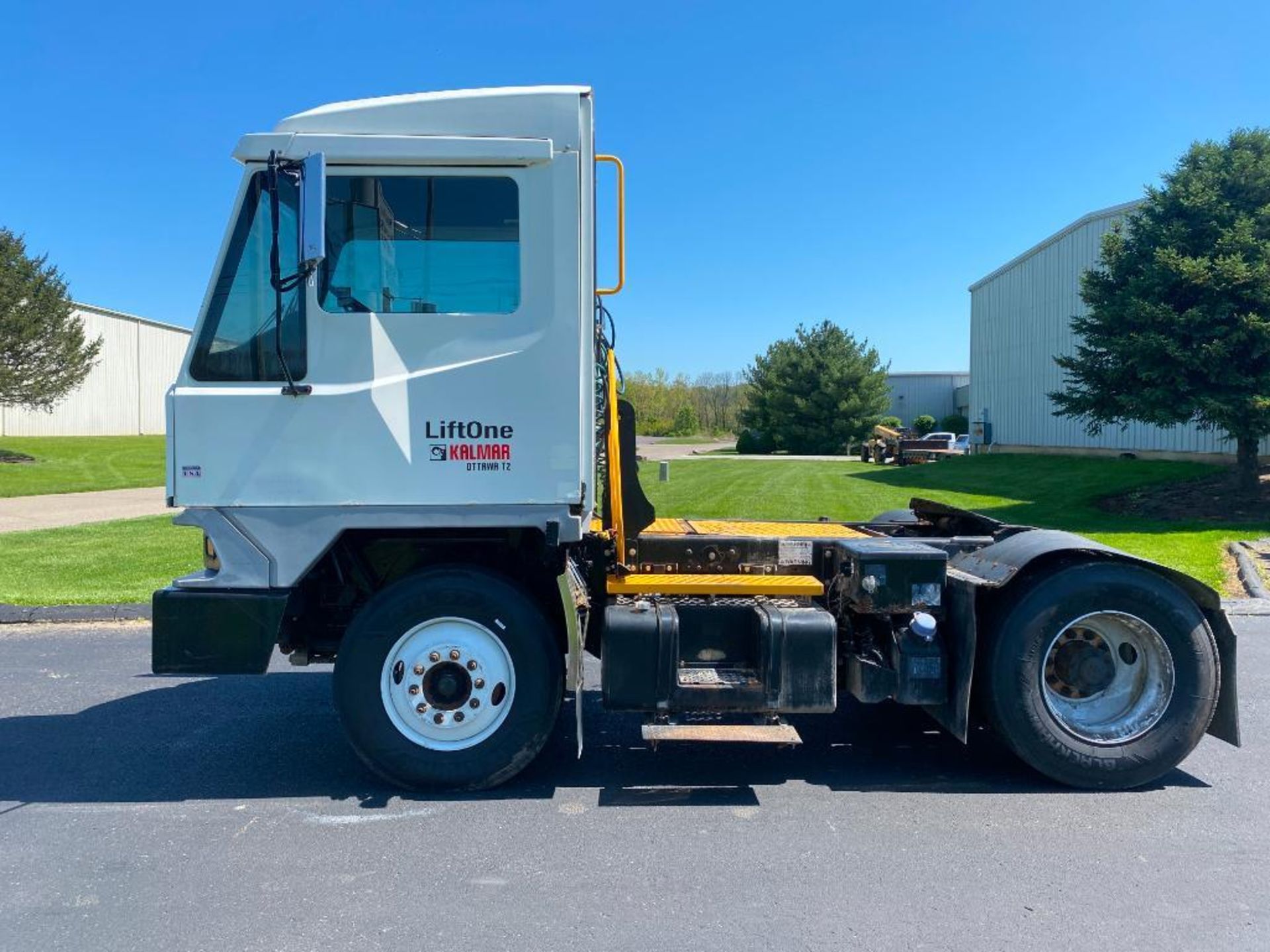 2017 Kalmar Ottawa T2 4x2 Spotter Truck/ Terminal Tractor, S/N 345321, 11,307 Hours, 12,882 Hours (L - Image 3 of 9