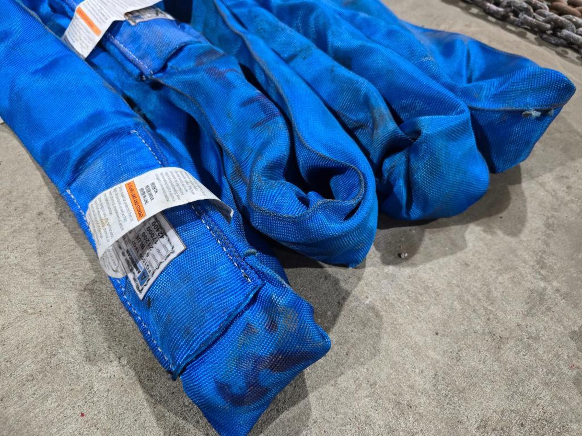 (4) 6' American Blue Polyester Round Slings, 21,200 LB. Vert./ 17,000 LB. Choker/ 42,400 LB. Basket - Image 3 of 4