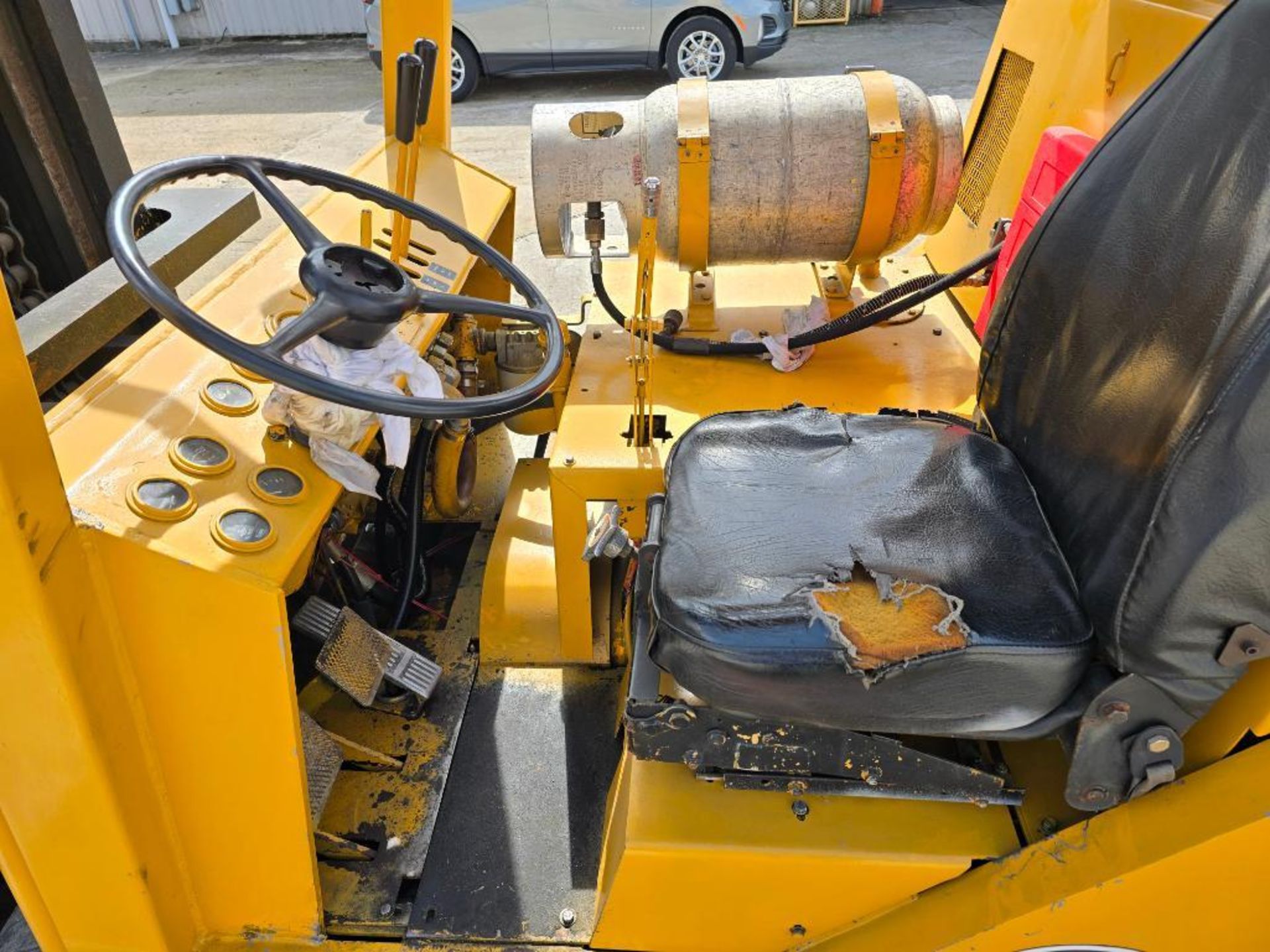 Caterpillar 30,000 LB. Forklift, Model E300, S/N 6990, 116" 2-Stage Mast, 15" W Solid Cushion Tires, - Image 9 of 9