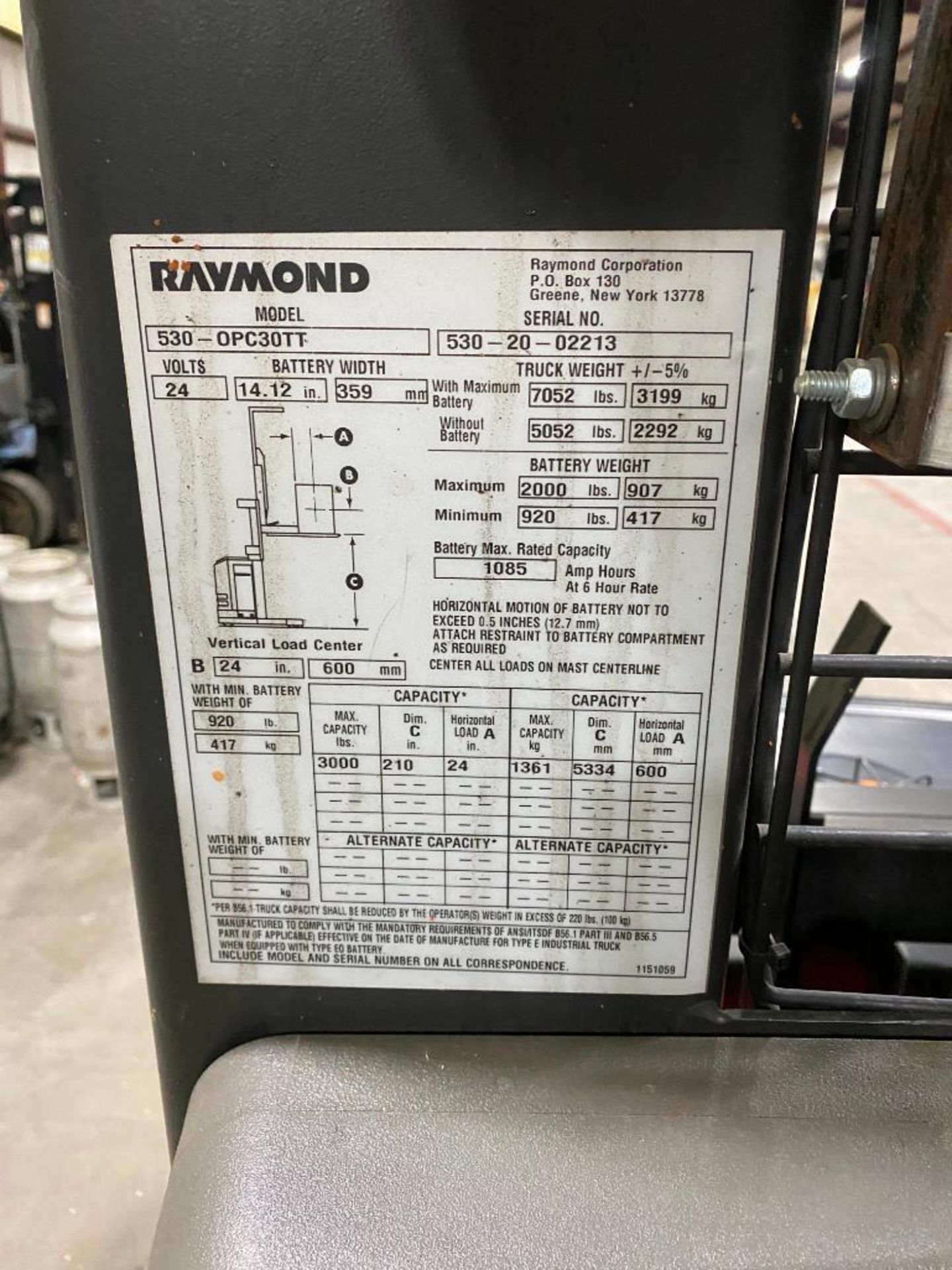 2020 Raymond Electric Stock/Order Picker Truck, Model 530-OPC30TT, 3,000-LB. Capacity, 210" Lift Hei - Bild 6 aus 6