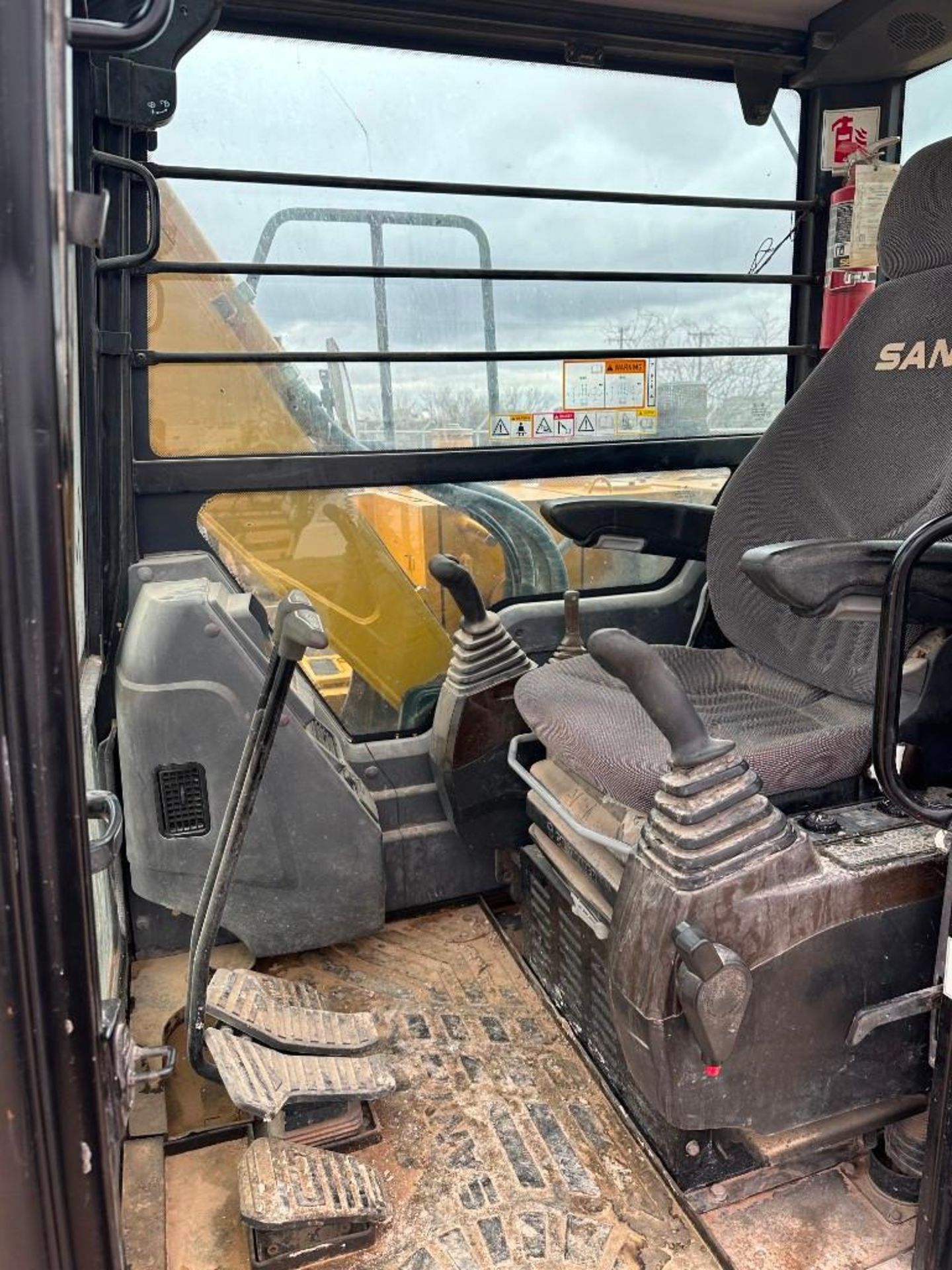 2019 Sany SY 95C Tracked Excavator, 2,309 Hours, 12" Tooth Bucket, Enclosed Cab, Diesel Engine, 8' H - Image 6 of 7