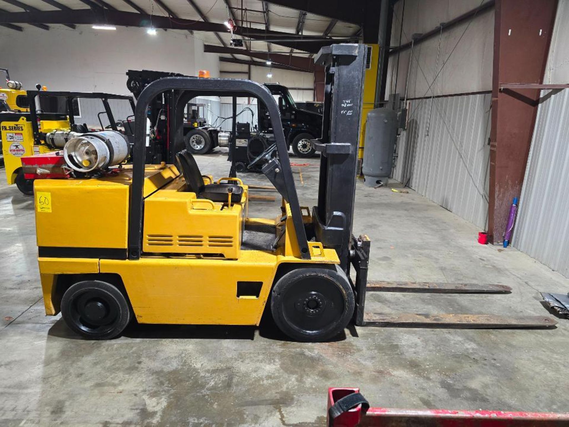 Caterpillar 12,500-LB. Capacity Forklift, Model 125D, LPG, Cushion Tires, 2-Stage, 94-3/4" Lowered, - Image 7 of 11