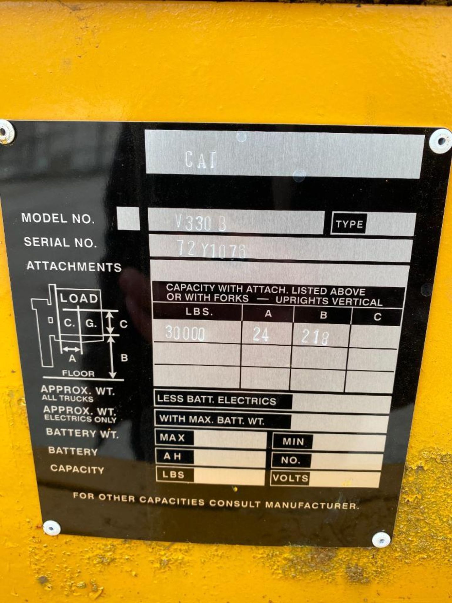 Caterpillar 30,000-LB. Capacity Forklift, Model V300B, S/N 72Y1076, Diesel, Dual Drive Solid Pneumat - Image 10 of 10