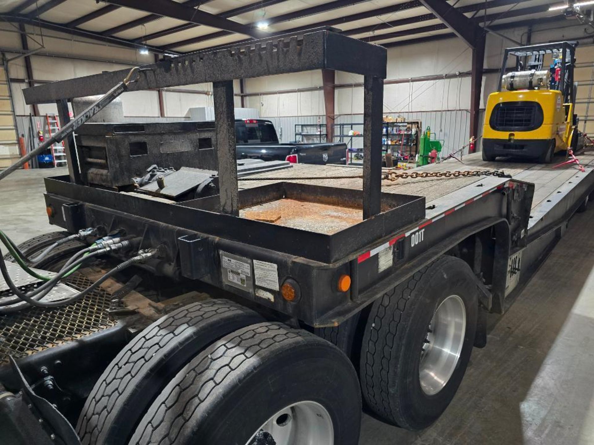 2011 Landoll Tri-Axle Traveling Axle Tilt Bed Trailer, Model 455, 43' Deck, 3'3" Tall Deck, Power Sp - Image 8 of 11