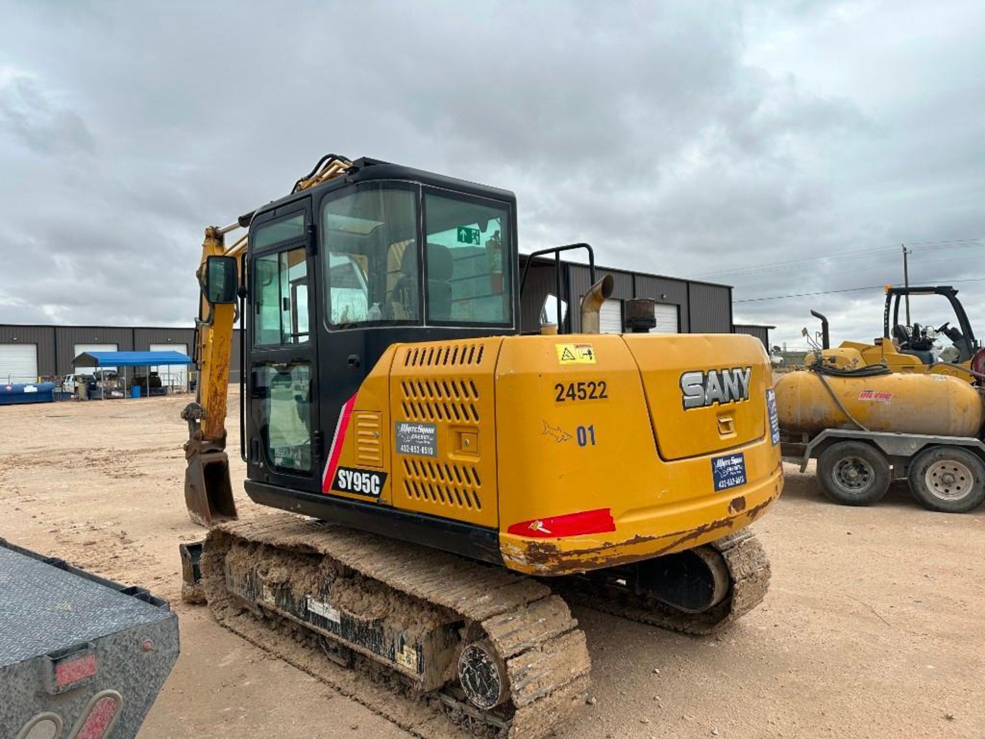 2019 Sany SY 95C Tracked Excavator, 2,309 Hours, 12" Tooth Bucket, Enclosed Cab, Diesel Engine, 8' H - Image 2 of 7