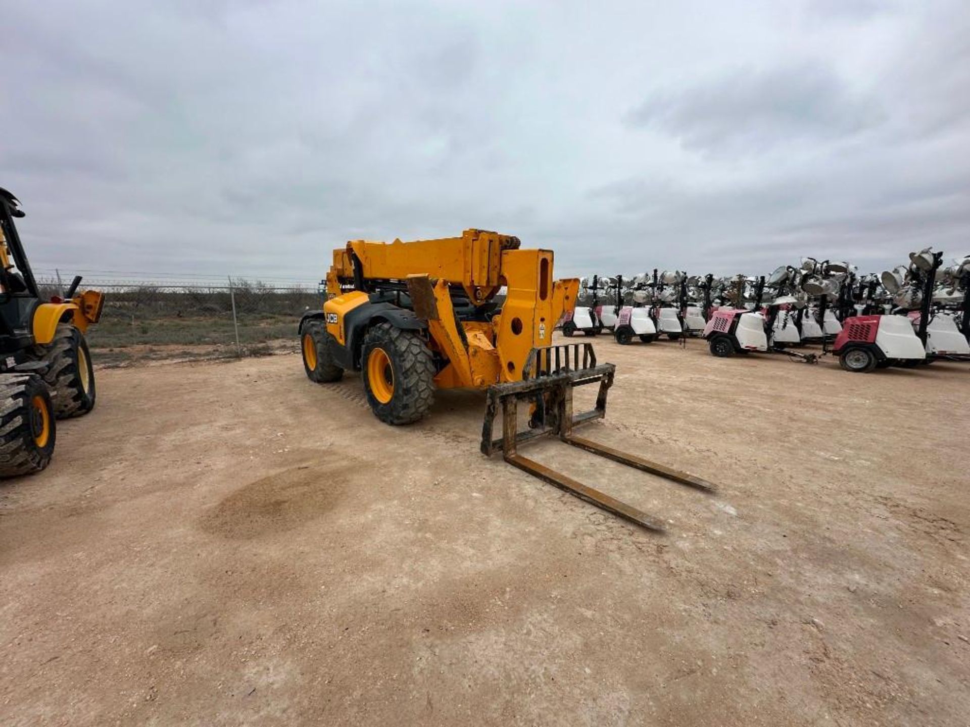 2017 JCB 10-56 Telehandler, 6' Forks, Diesel Engine, 3,375 Hours, S/N JCB5CG2GAH2577814, 40' Reach, - Image 2 of 10