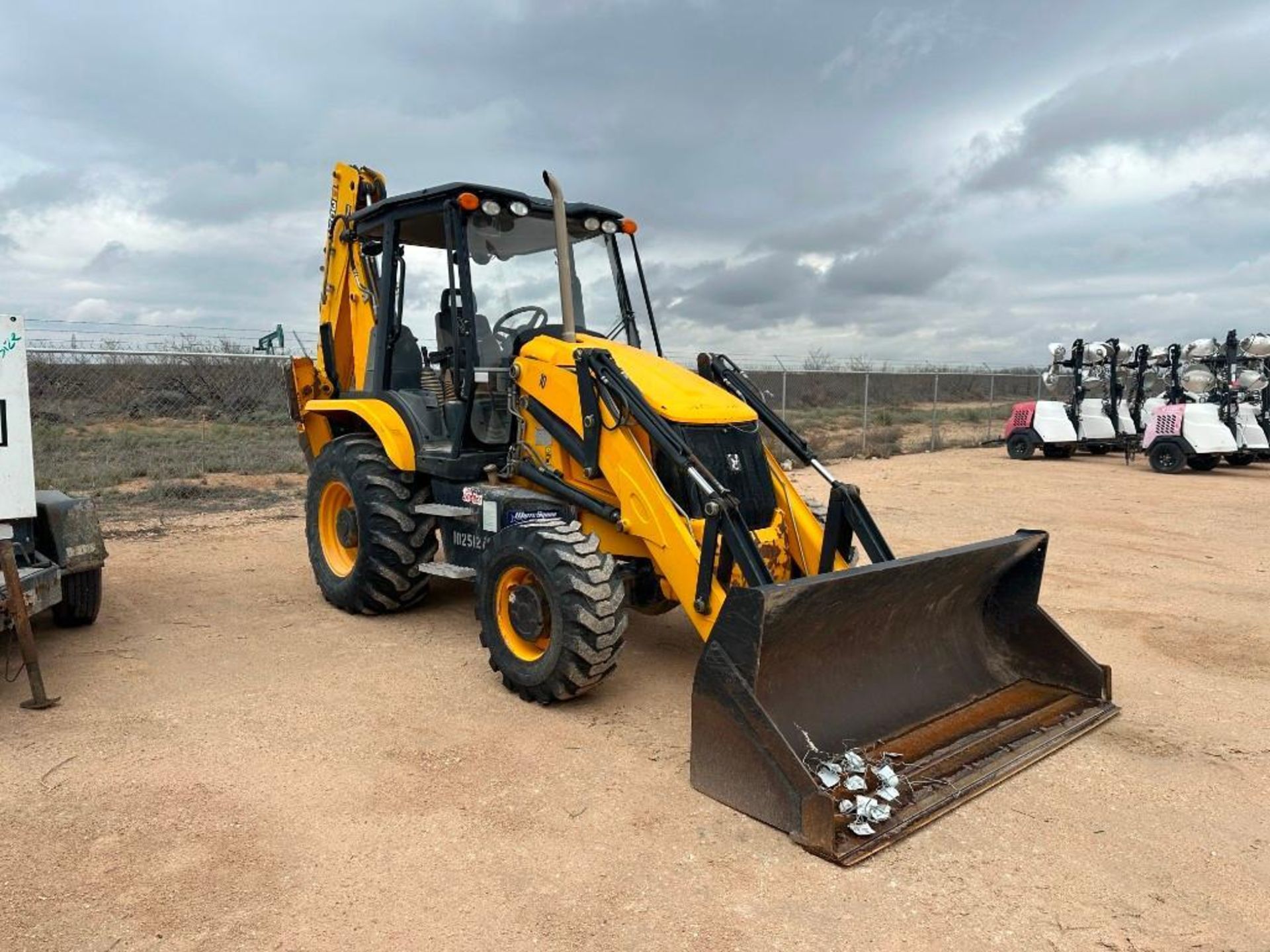 2018 JCB 3CX Open Cab Backhoe Loader, 55HP, Diesel Engine, Vin: GE03CXTELJ2560989, Telescoping Boom,