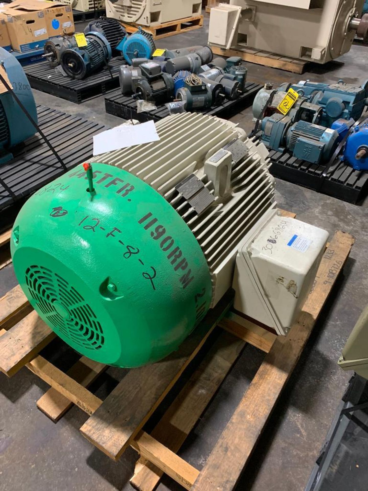 GE 100-HP Electric Motor, 1190 RPM, 460 V, 3 Phase, FR: 445T - Image 2 of 4