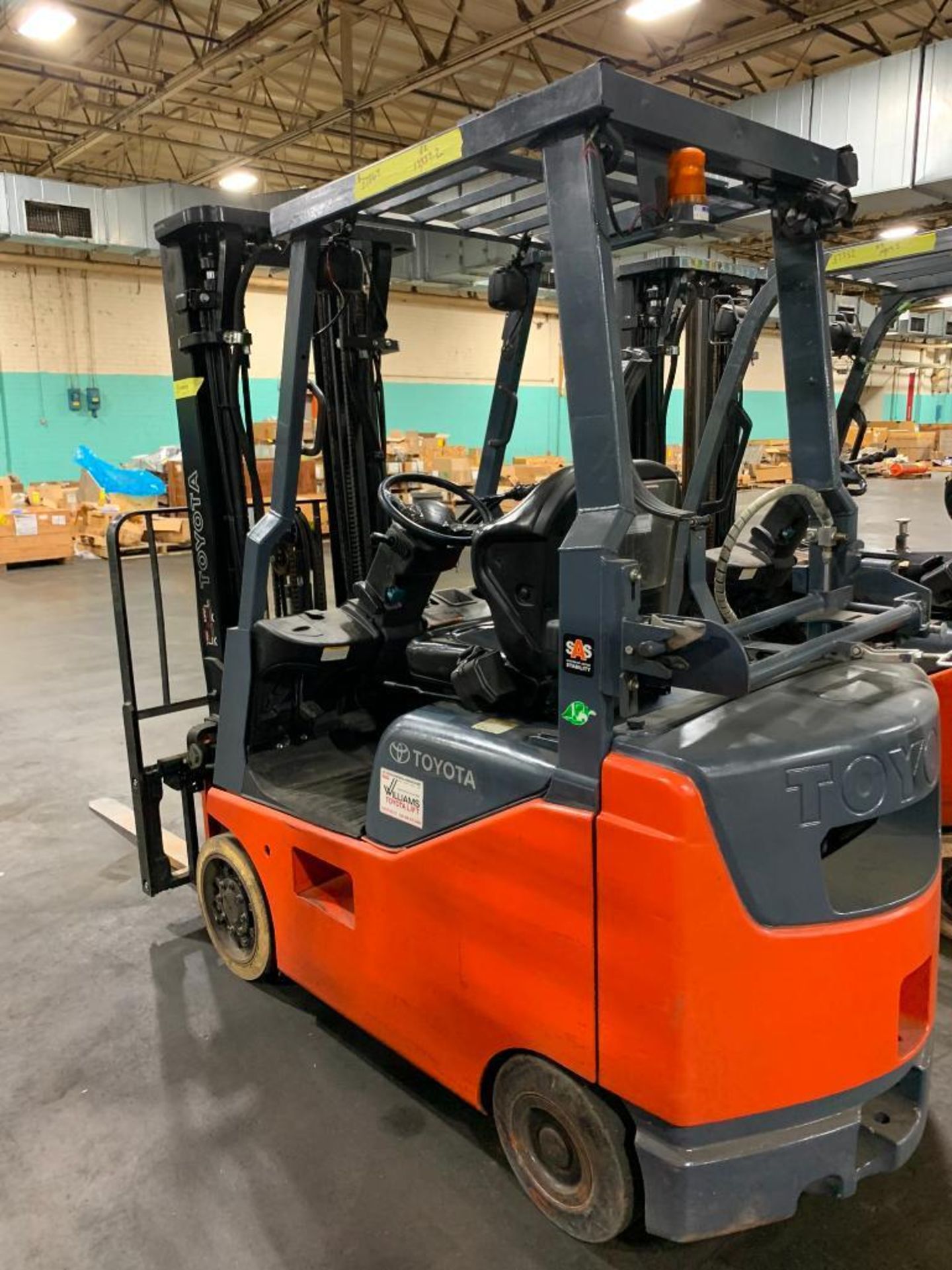 Toyota 3,000 LB. Capacity Forklift, Model 8FGCU15, LPG, 3-Stage Mast, 42" Forks, Side-Shift, Solid N - Image 3 of 15