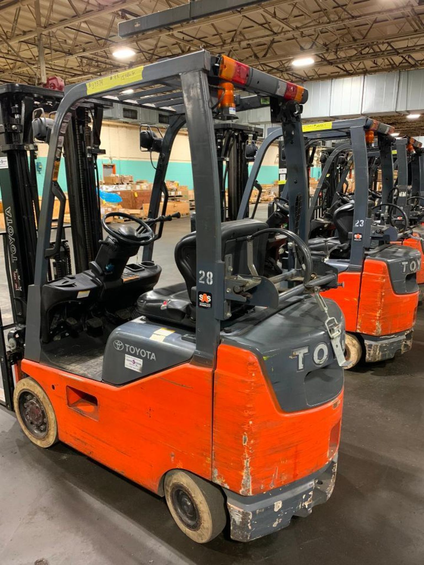 Toyota 3,000 LB. Capacity Forklift, Model 8FGCU15, LPG, 3-Stage Mast, 42" Forks, Side-Shift, Solid N - Image 4 of 14