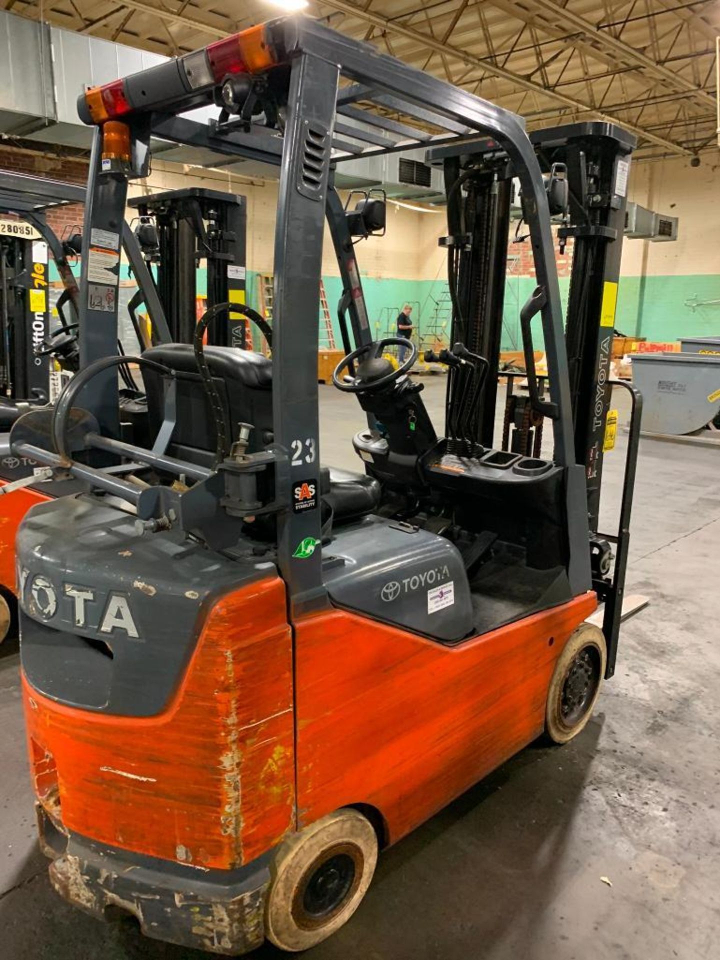 Toyota 3,000 LB. Capacity Forklift, Model 8FGCU15, LPG, 3-Stage Mast, 42" Forks, Side-Shift, Solid N - Image 4 of 13