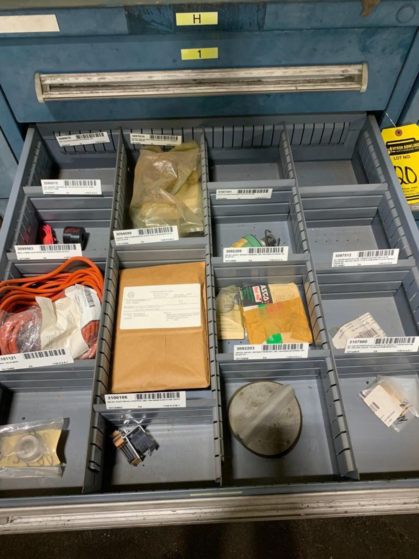Stanley Vidmar 8-Drawer Cabinet w/ Assorted Seals, Assorted Valves, Repair Kits, Assorted Switches, - Image 3 of 9