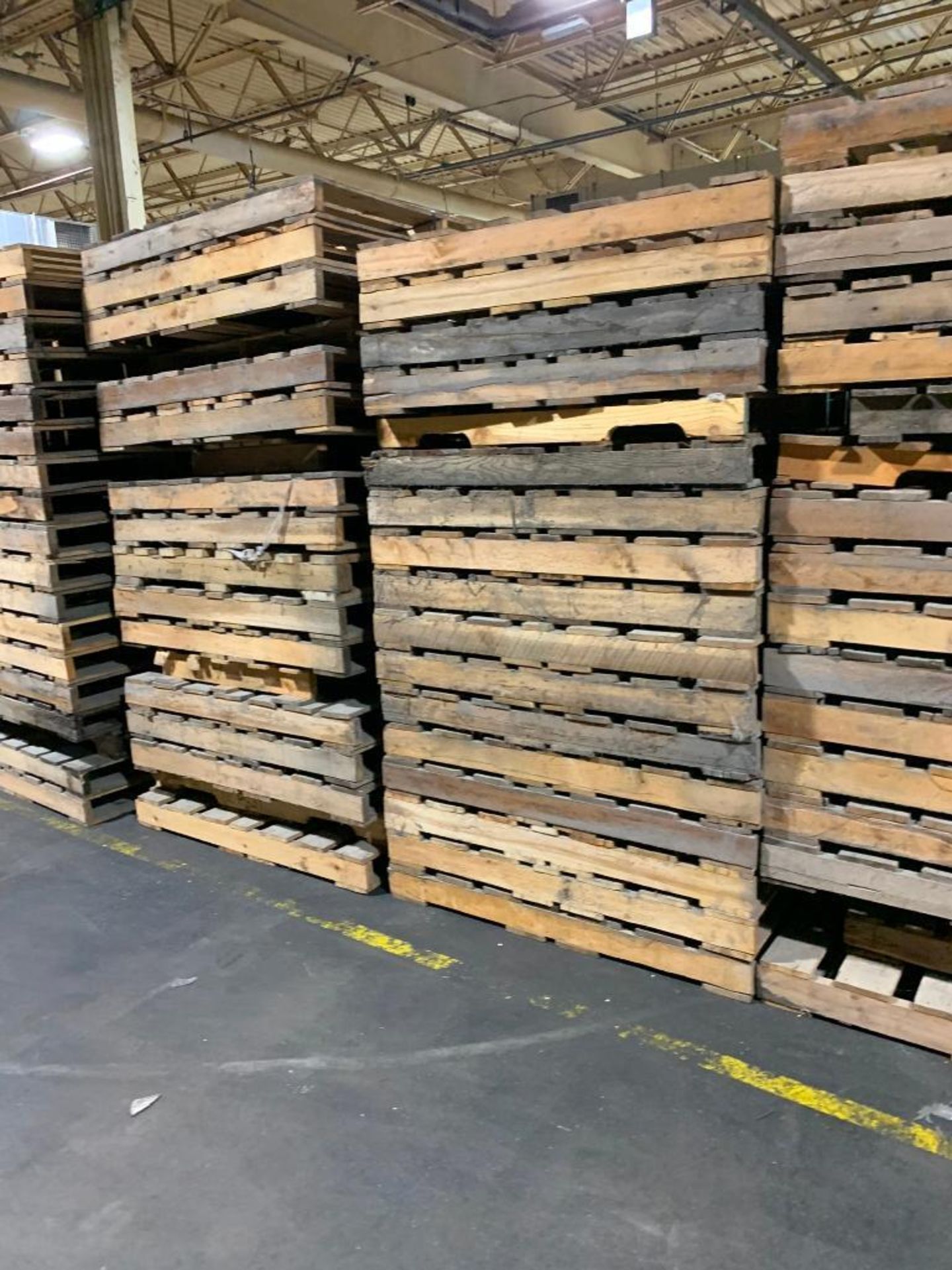 Approx. (105) 48" X 48" Pallets, Some Smaller - Image 2 of 4