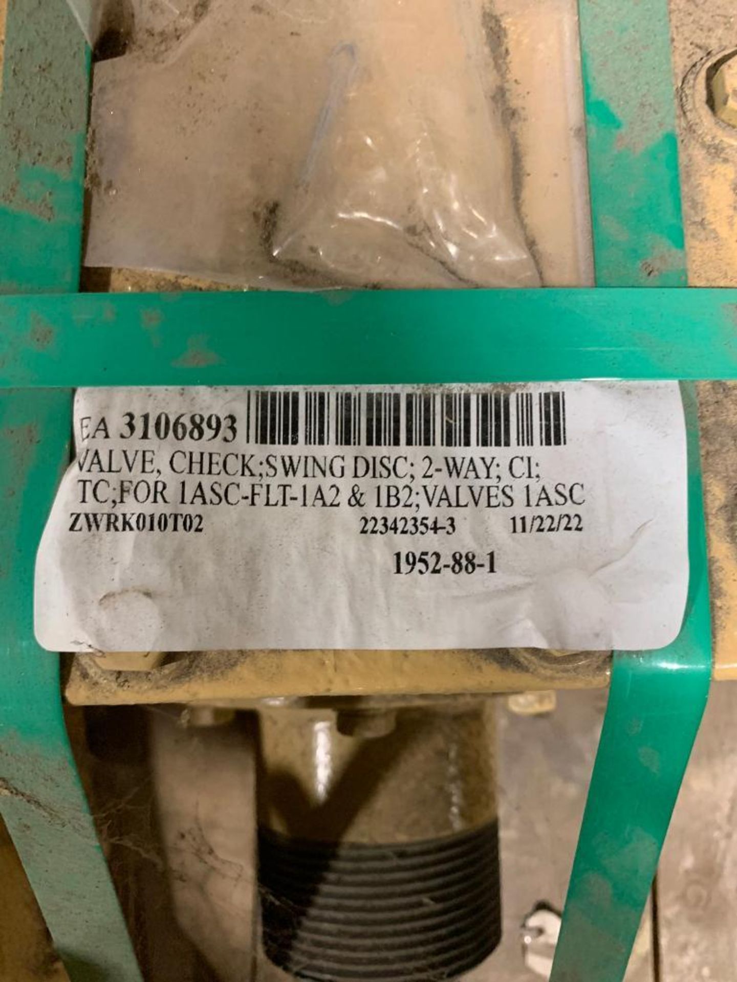 Pallet w/ (3) 2-Way Check Valves, 2-1/2" - Image 3 of 3