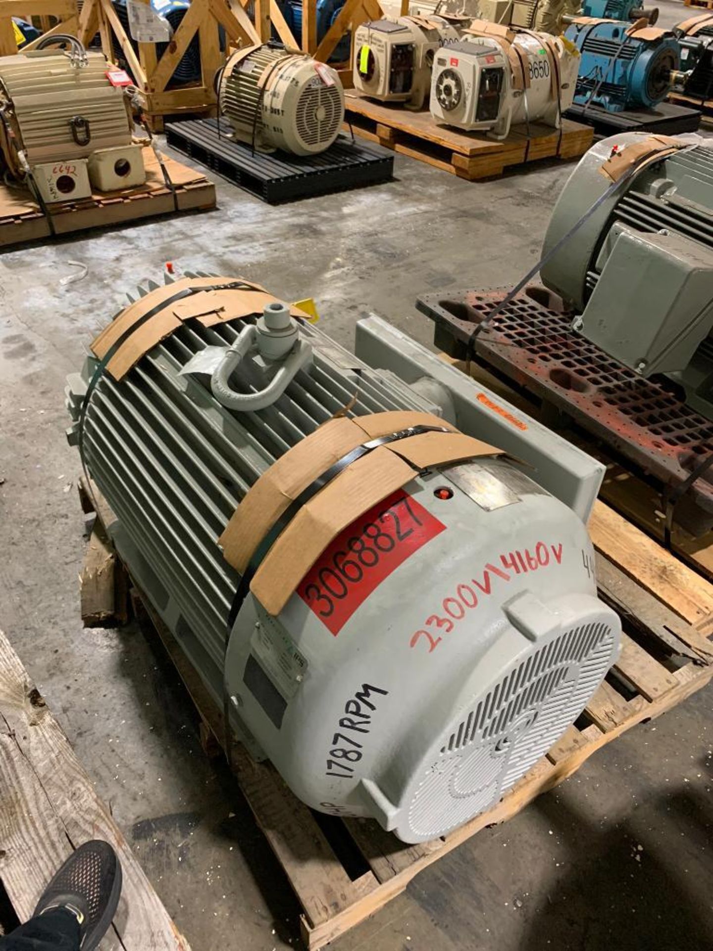 Westinghouse 200-HP Electric Motor, 1787 RPM, 2300/4160 V, 3 PH, FR: 449T - Image 2 of 4