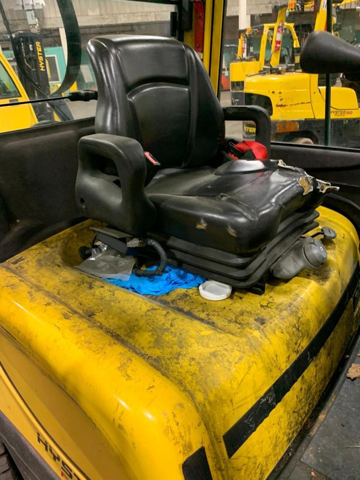 2013 Hyster 4,000 LB. Capacity Forklift, LPG, 3-Stage Mast, 42" Forks, Side-Shift, Tread Tires, Leve - Image 22 of 30