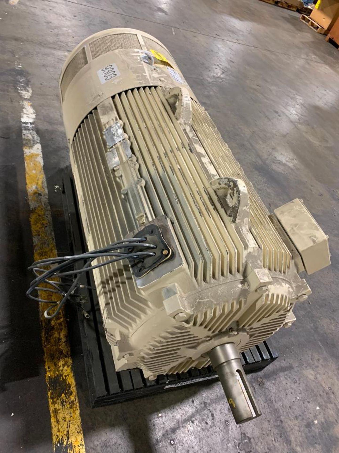 GE 300-HP Electric Motor, 1780 RPM, 2300/4160 V, 3 PH, FR; 50 - Image 2 of 3