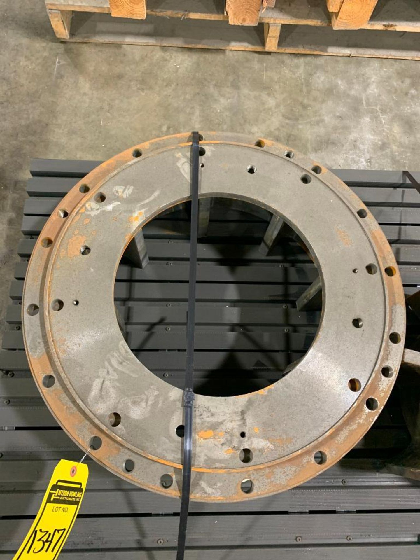 Sprocket 5" ID, 13" OD & Housing 13-1/2" ID, 25" OD - Image 3 of 4