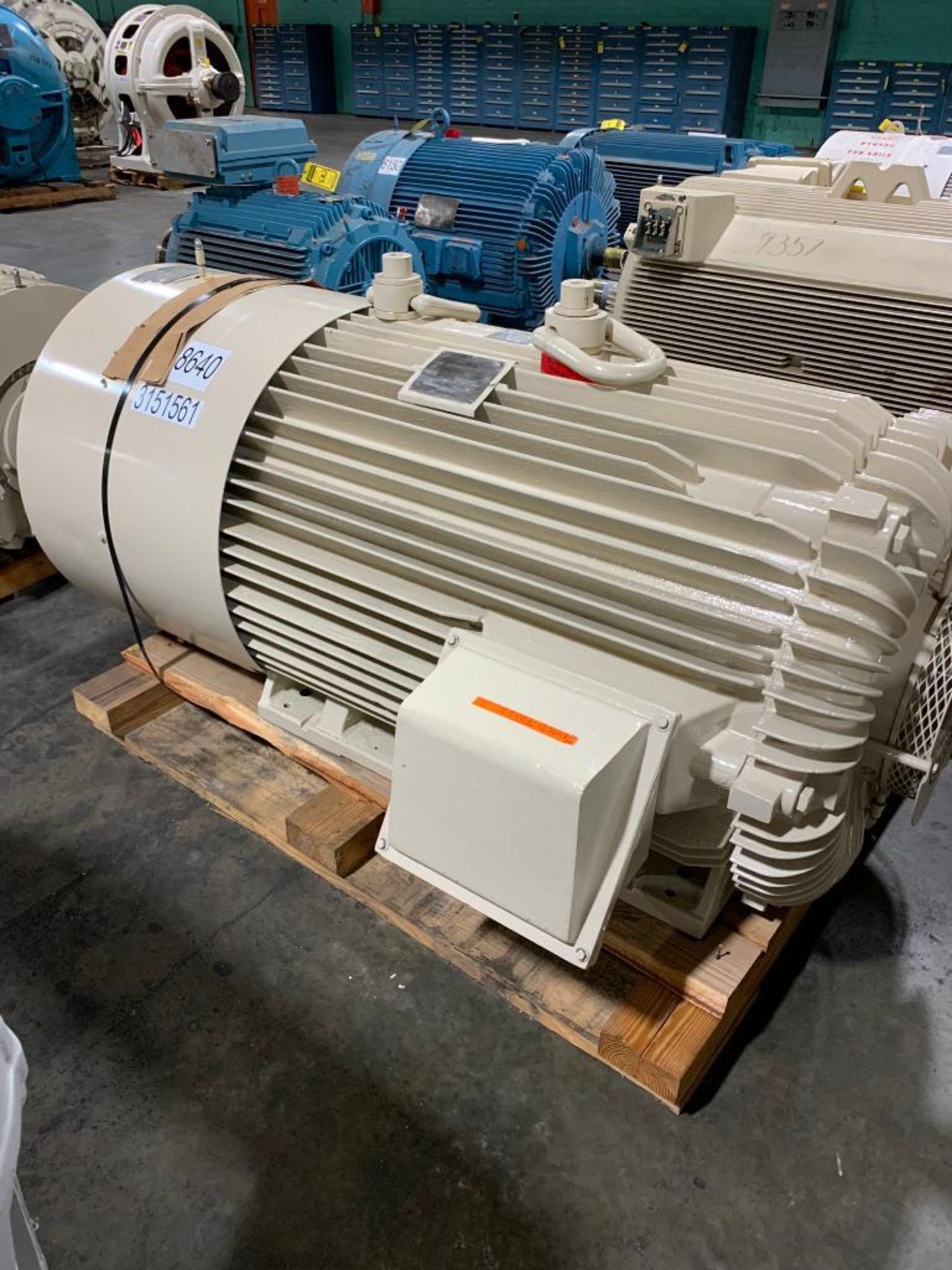 Reliance 700-HP Induction Motor, 1194 RPM, 2300 V, 3 PH, FR: 26EC4810S - Image 3 of 5