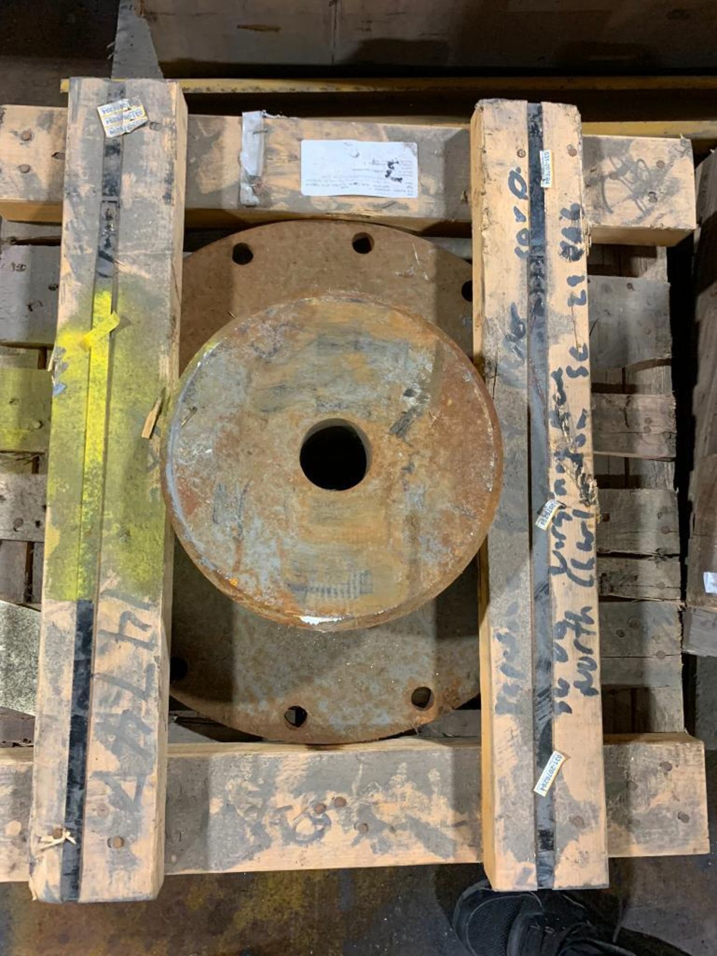 Pallet w/ Drum Hub, Covered Nut, Shaft Assy. - Image 3 of 8