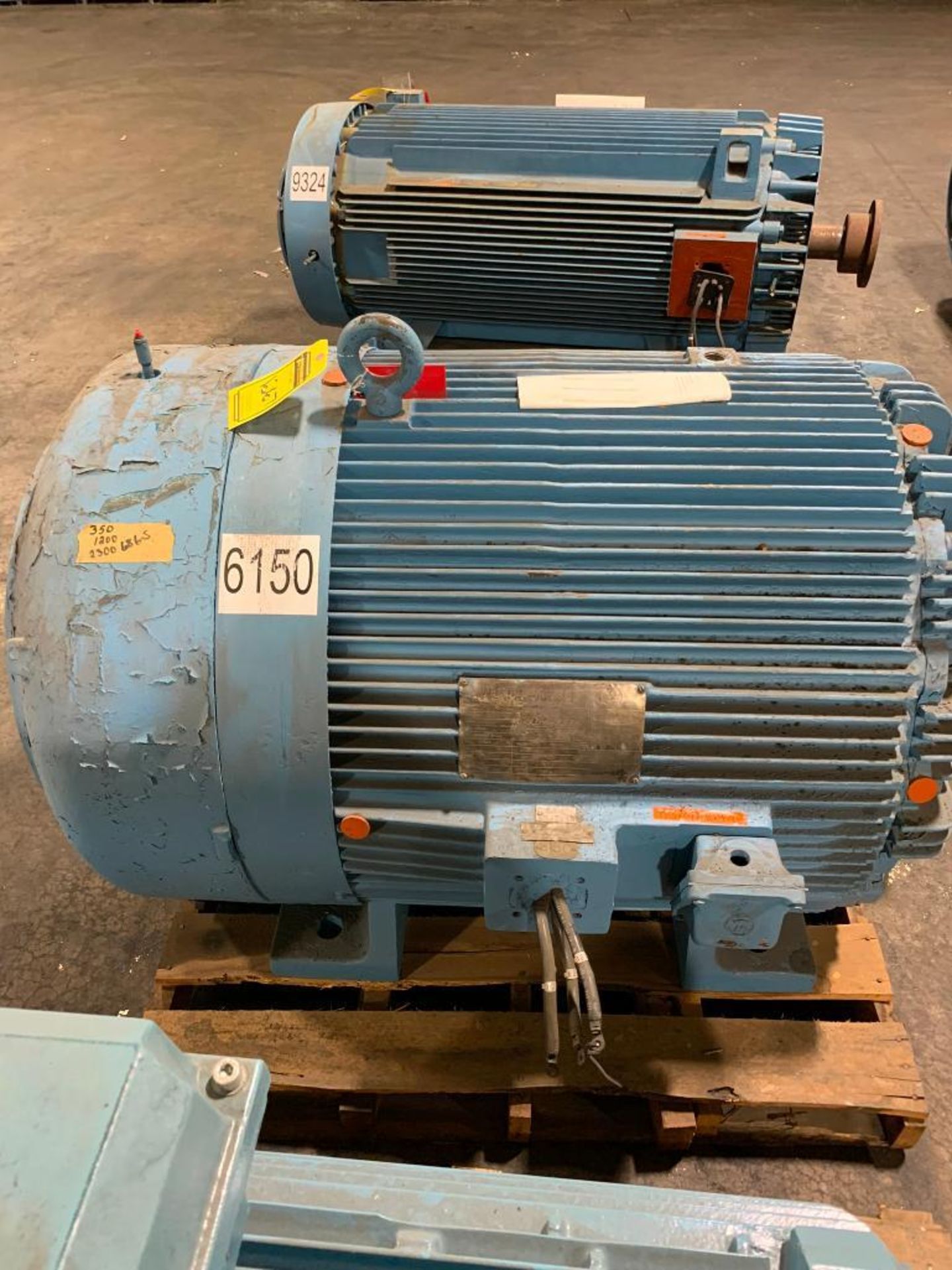 Westinghouse 350-HP Electric Motor, 1200 RPM, 2300 V, 3 PH, FR: 686S - Image 4 of 5