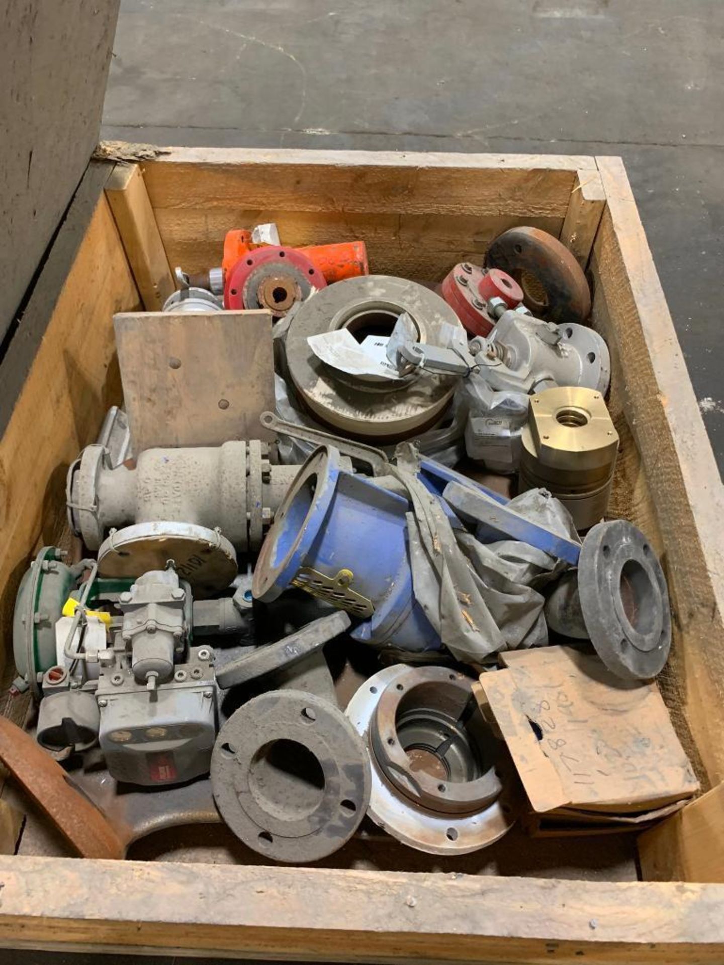 Crate w/ Assorted Pump Assemblies, Actuator, Relief Valve, Other - Image 2 of 3