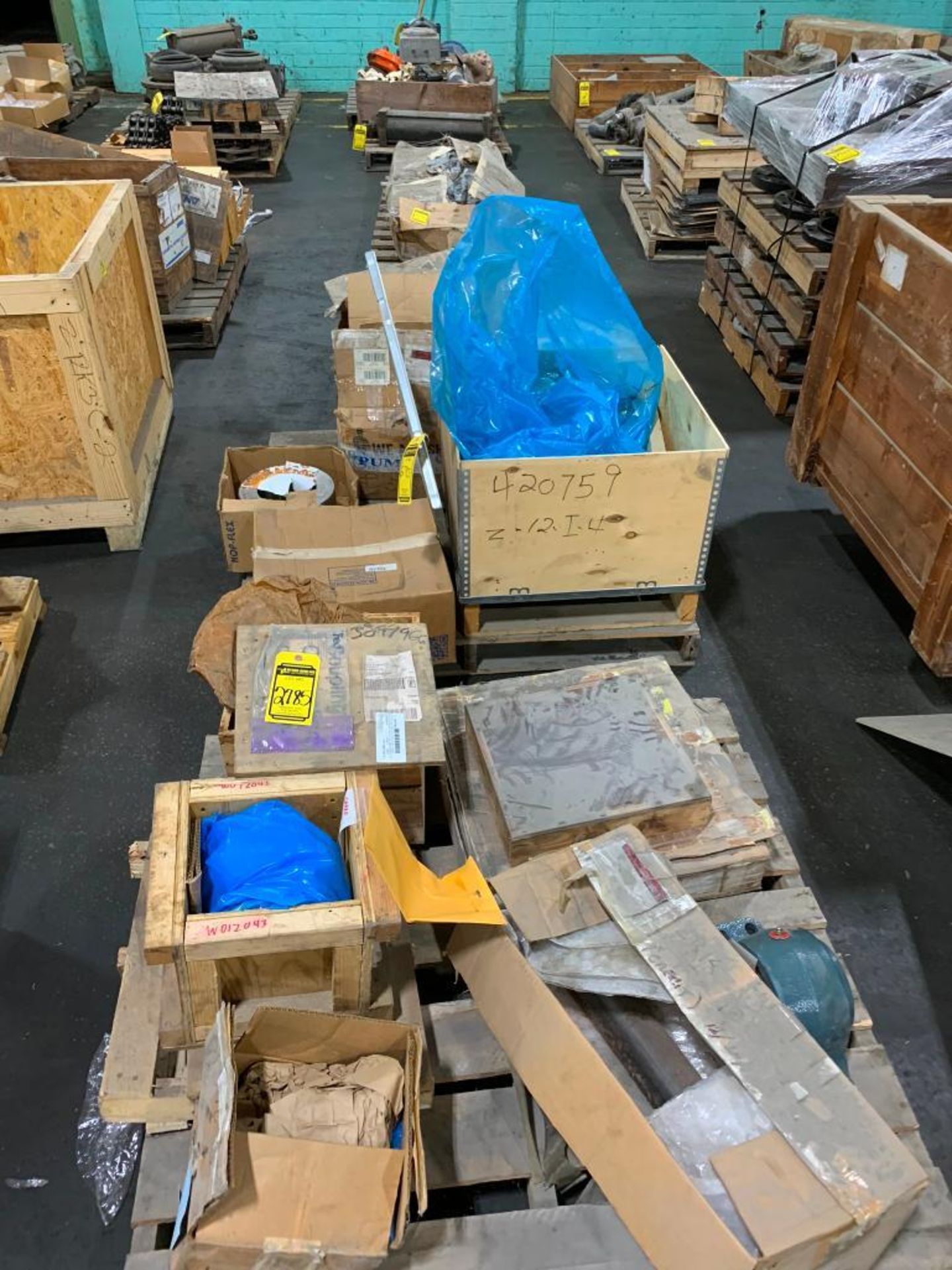 (6) Pallets w/ Assorted Machine Parts, Cylinders, Bearing Housing
