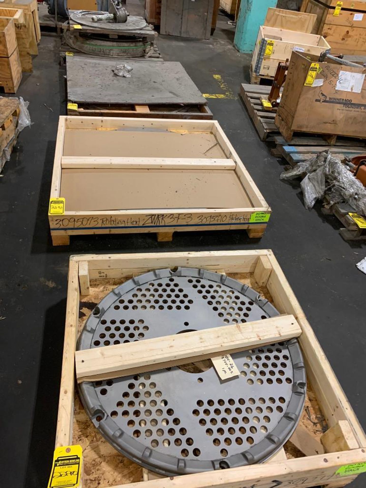 (4) Pallets w/ Collars, Plates