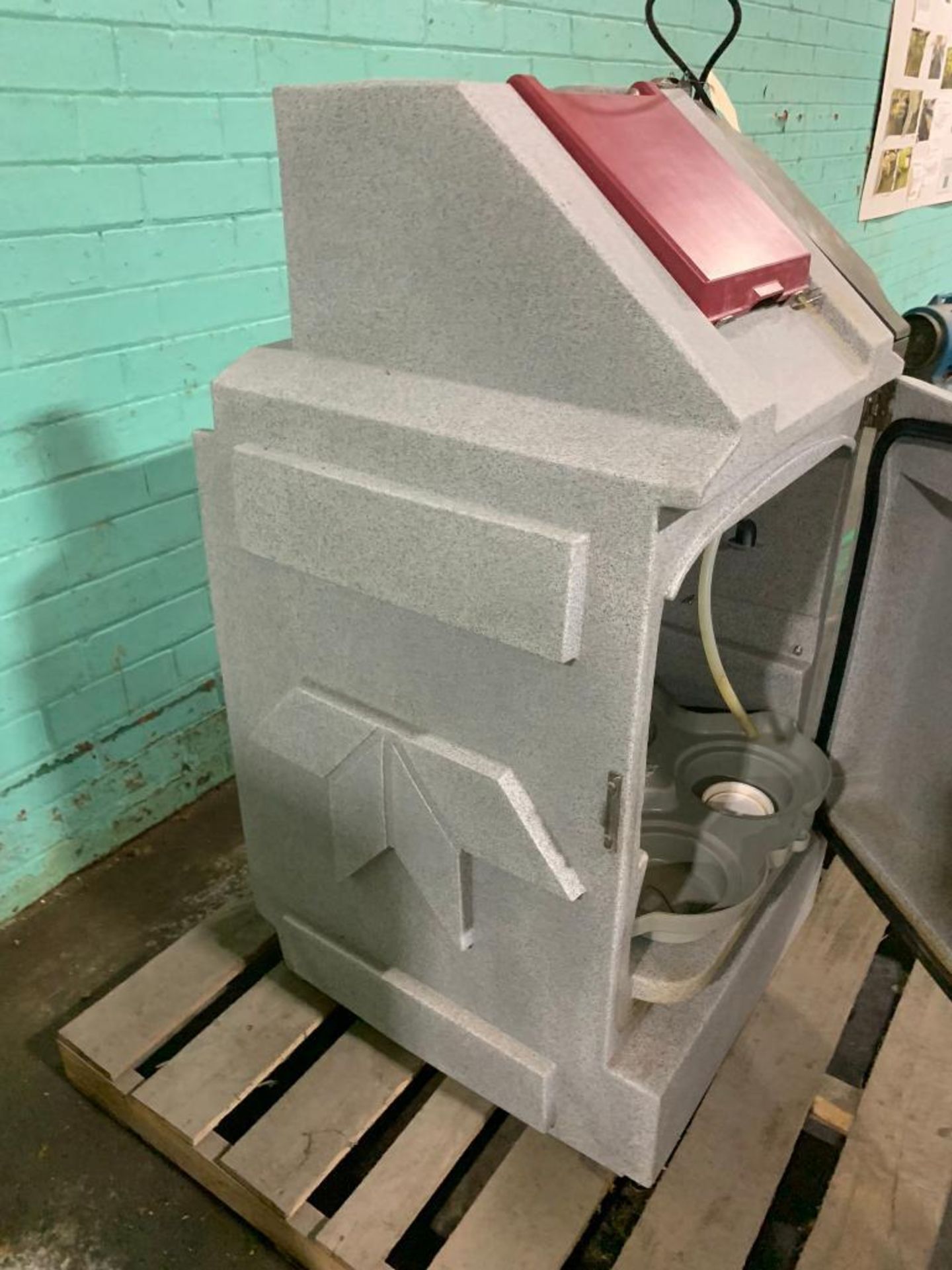 Isco Refrigerated Sampler Cabinet, Model 5800 - Image 2 of 5