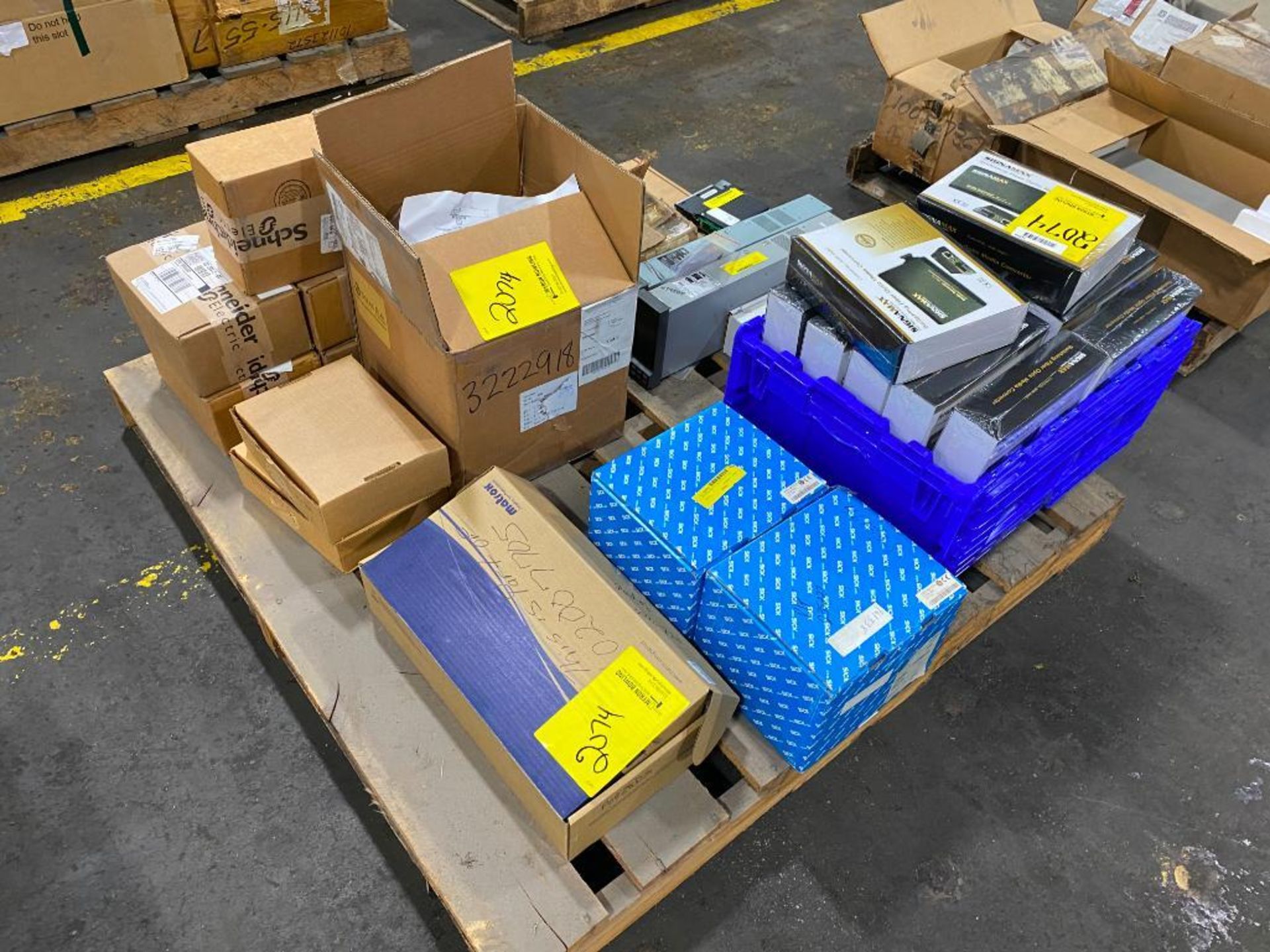 Pallet w/ Flow Meters, Instrument Controllers, Circuit Boards, Conductivity Electrodes, Fiber Optic - Image 4 of 30