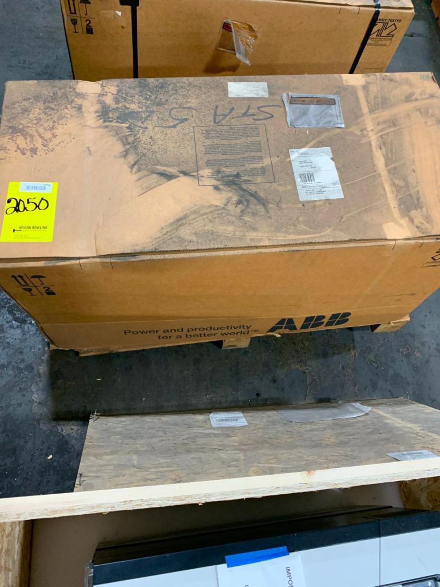 ABB Drive Unit, Model ACS800-U1-0120-5+P901, New 2012