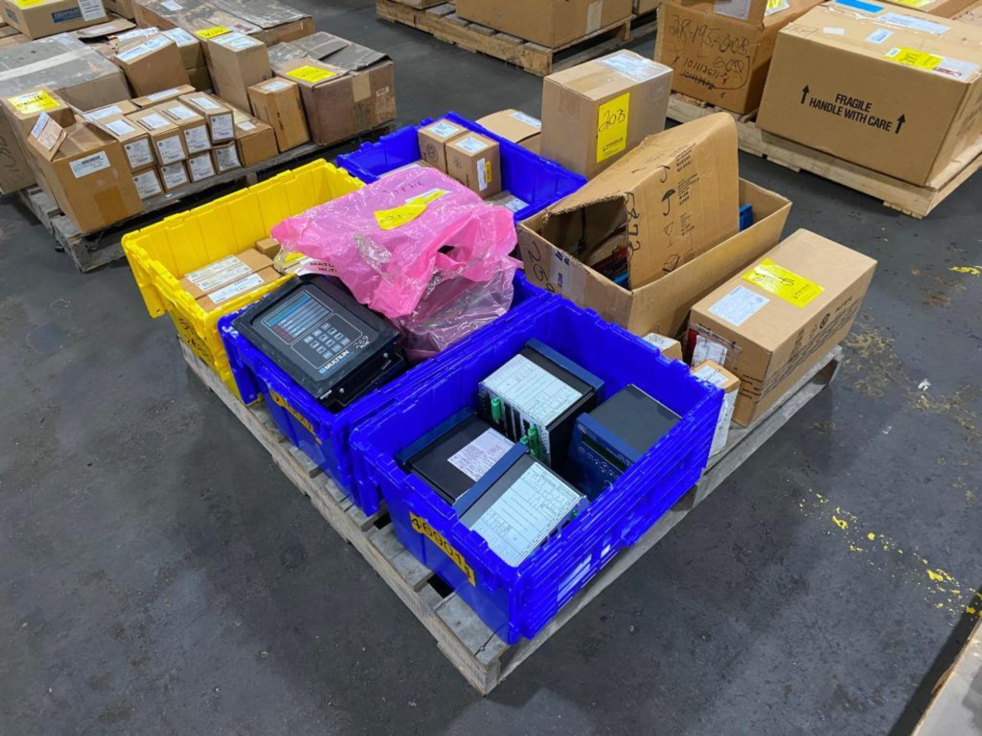 Pallet w/ Relays, Feeder Protection Relays, Motor Management Relays, Assorted Modules, Allen-Bradley