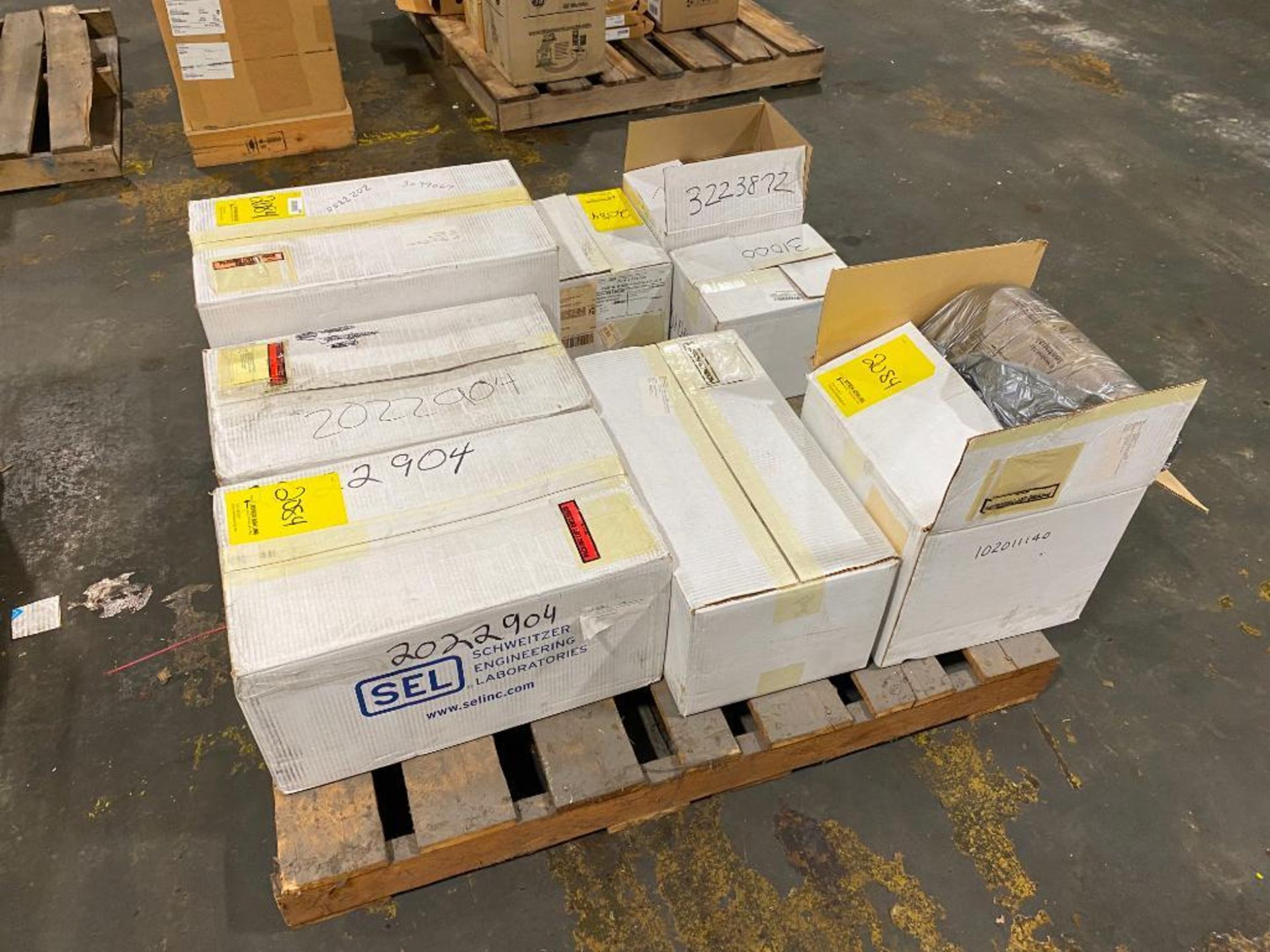 Pallet w/ Protective Relay, Electrical Relays, SEL - Image 2 of 14