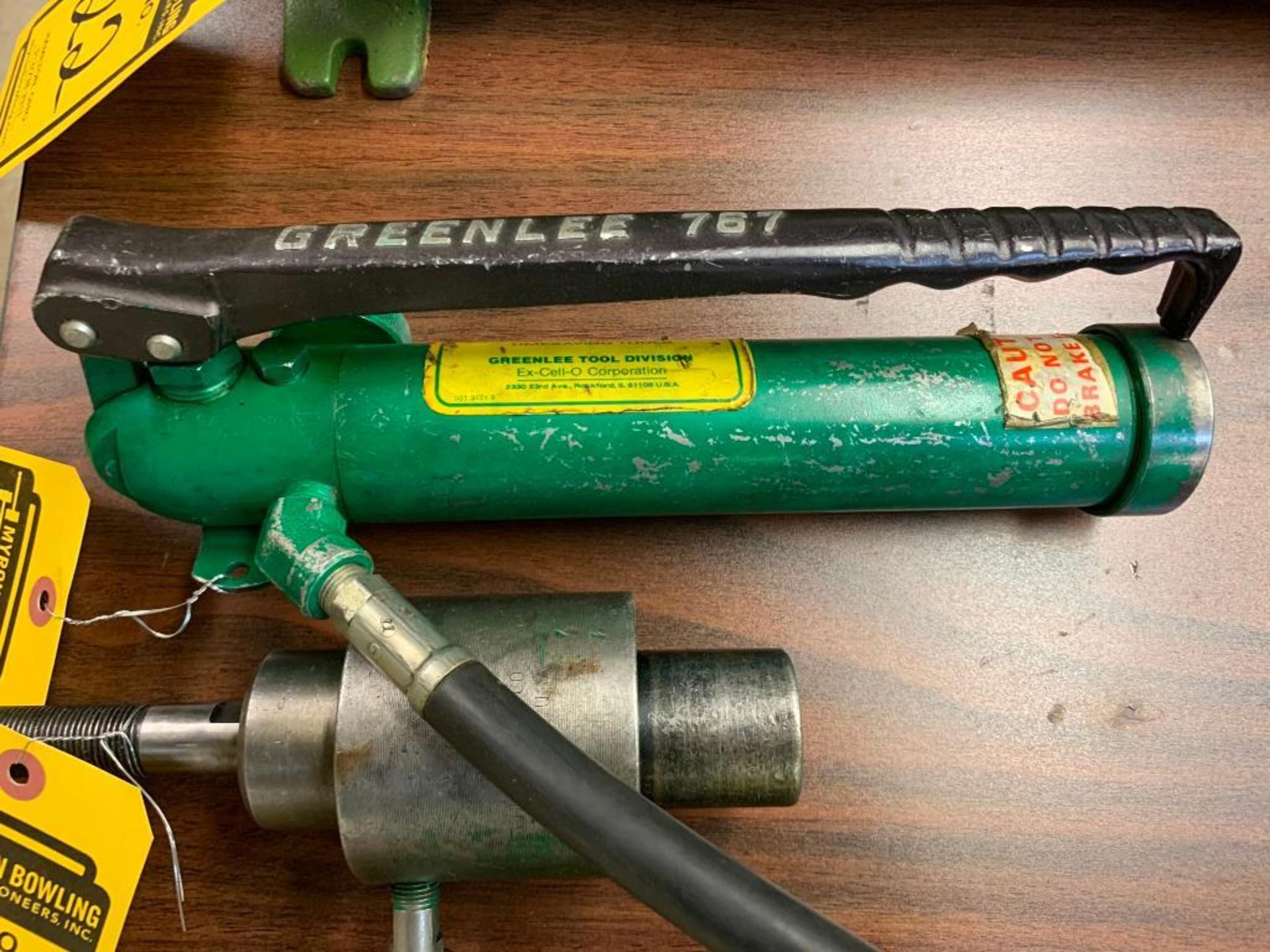 Greenlee Hydraulic Hand Pump, Model 767, & Jacks, Model 746 - Image 2 of 3