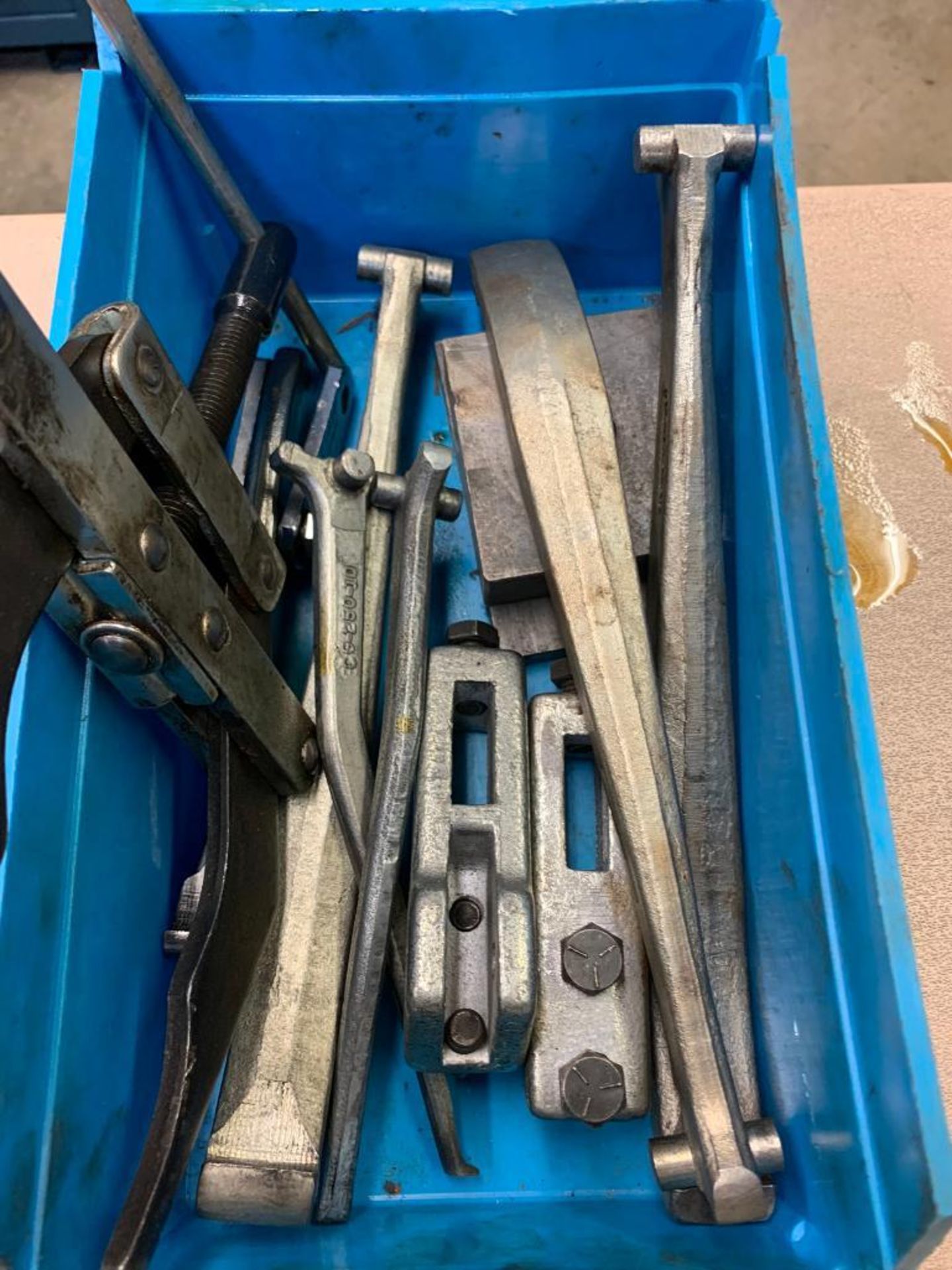 Box of Assorted Pullers, Puller Parts - Image 3 of 3