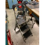 Wing 3-Step Ladder & Stock Cart