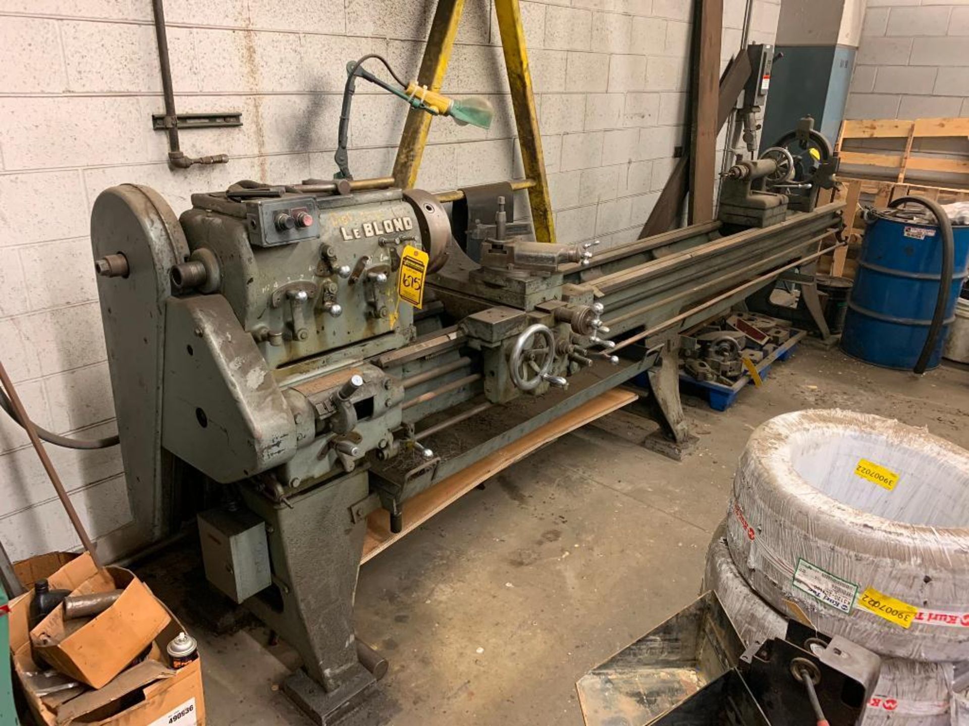 LeBlond Engine Lathe, 10" 3-Jaw Chuck, Cross-Slide, Tailstock w/ Drill Chuck, Steady Rest, & Pallet