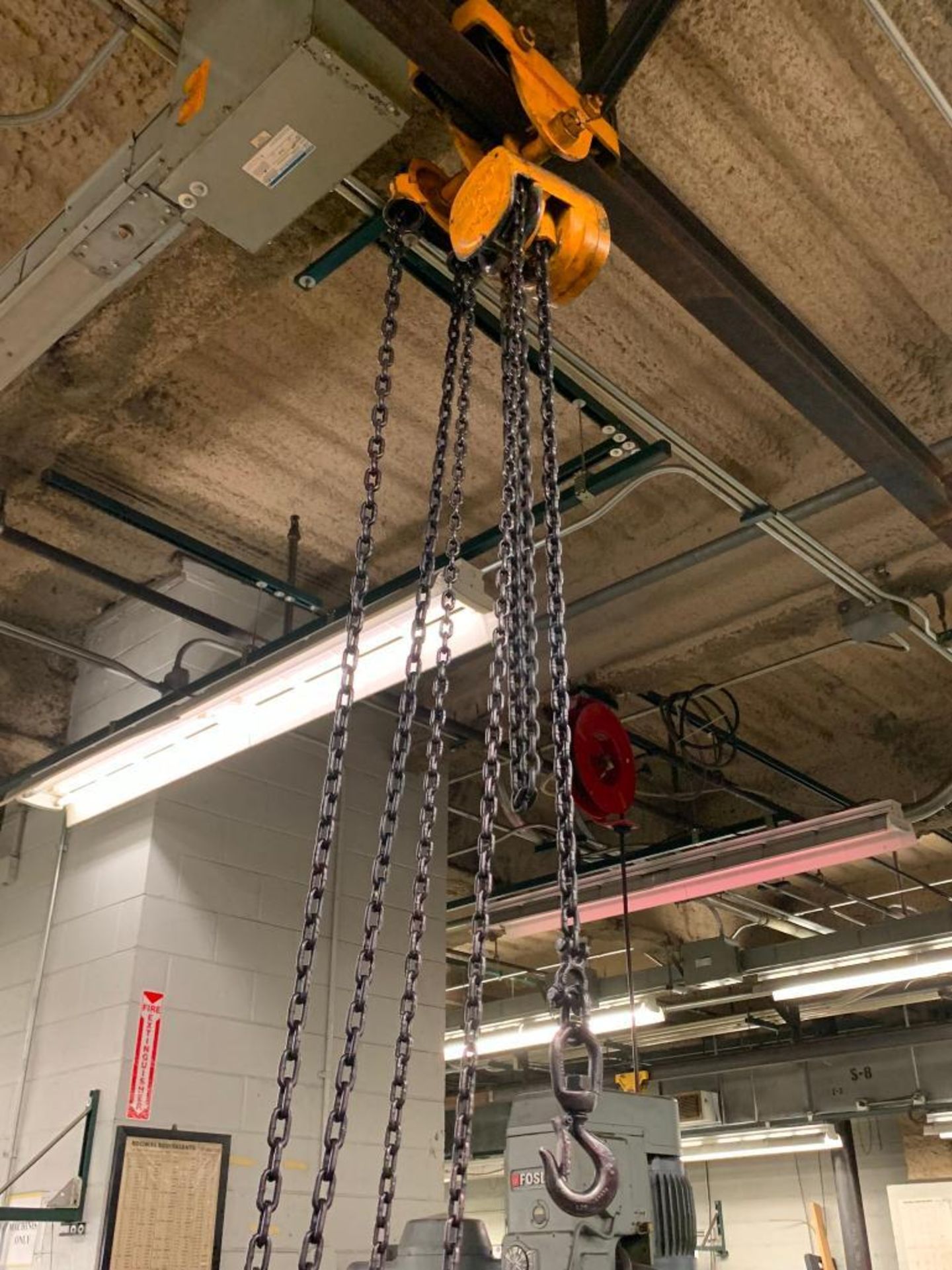 Budgit 1/2-Ton Chain Hoist & CM 1/4-Ton Chain Hoist - Image 5 of 5