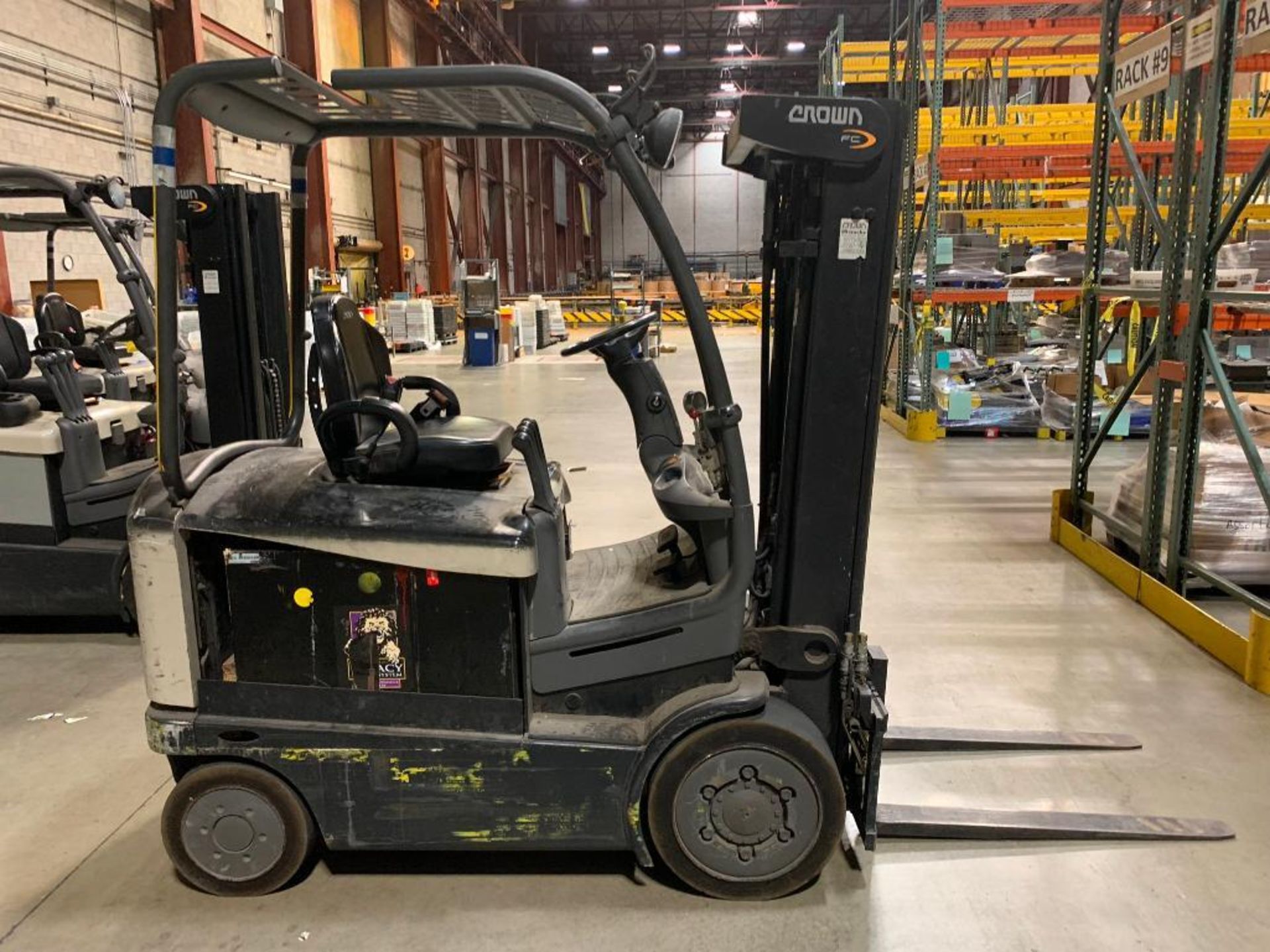 Crown 5,000 LB. Capacity Electric Forklift, Model FC4525-50, FC4500 Series, 36V, 3-Stage Mast, 188" - Image 3 of 7