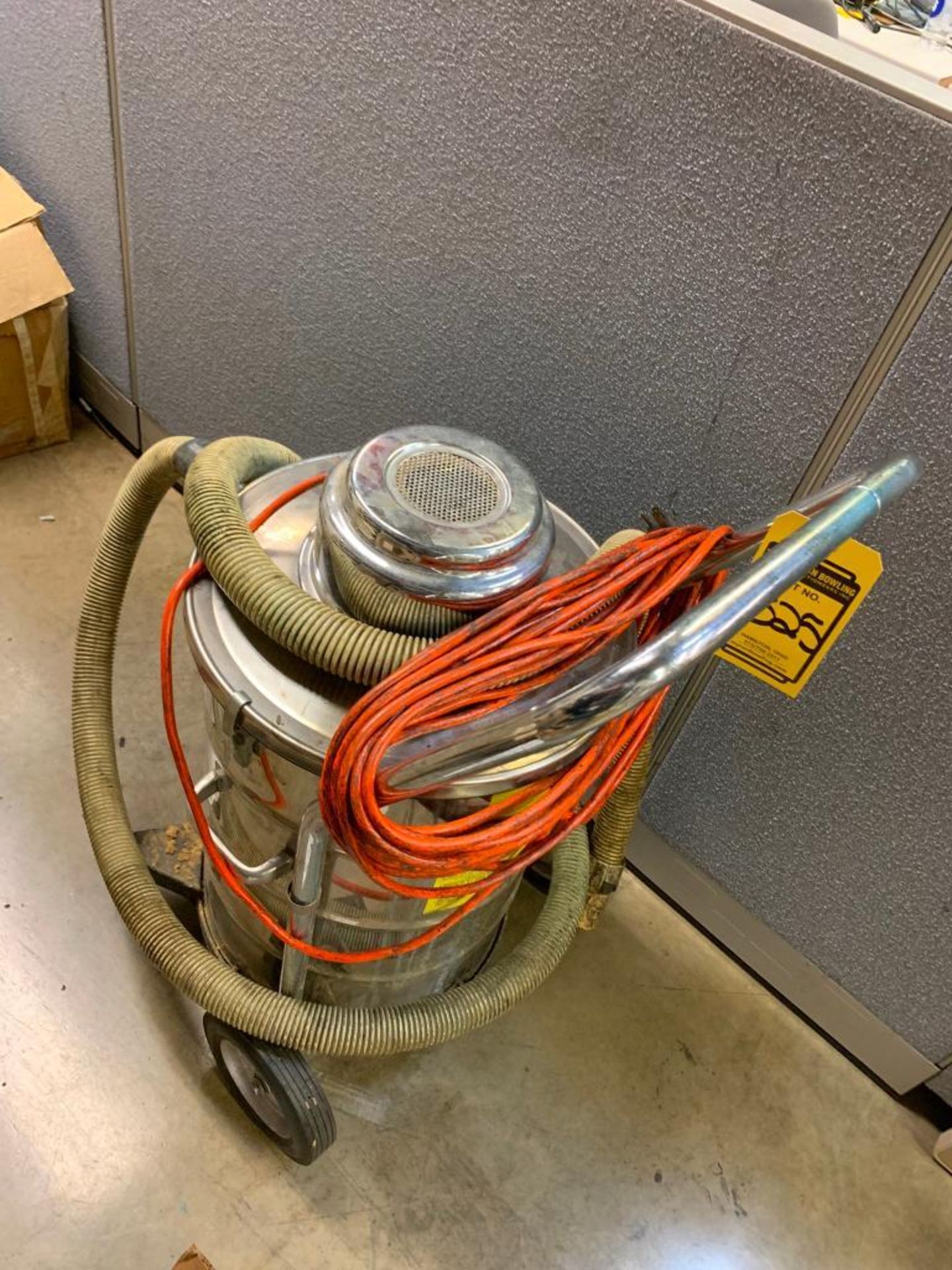 Hako Minuteman Industrial Vacuum, 115 V - Image 2 of 3